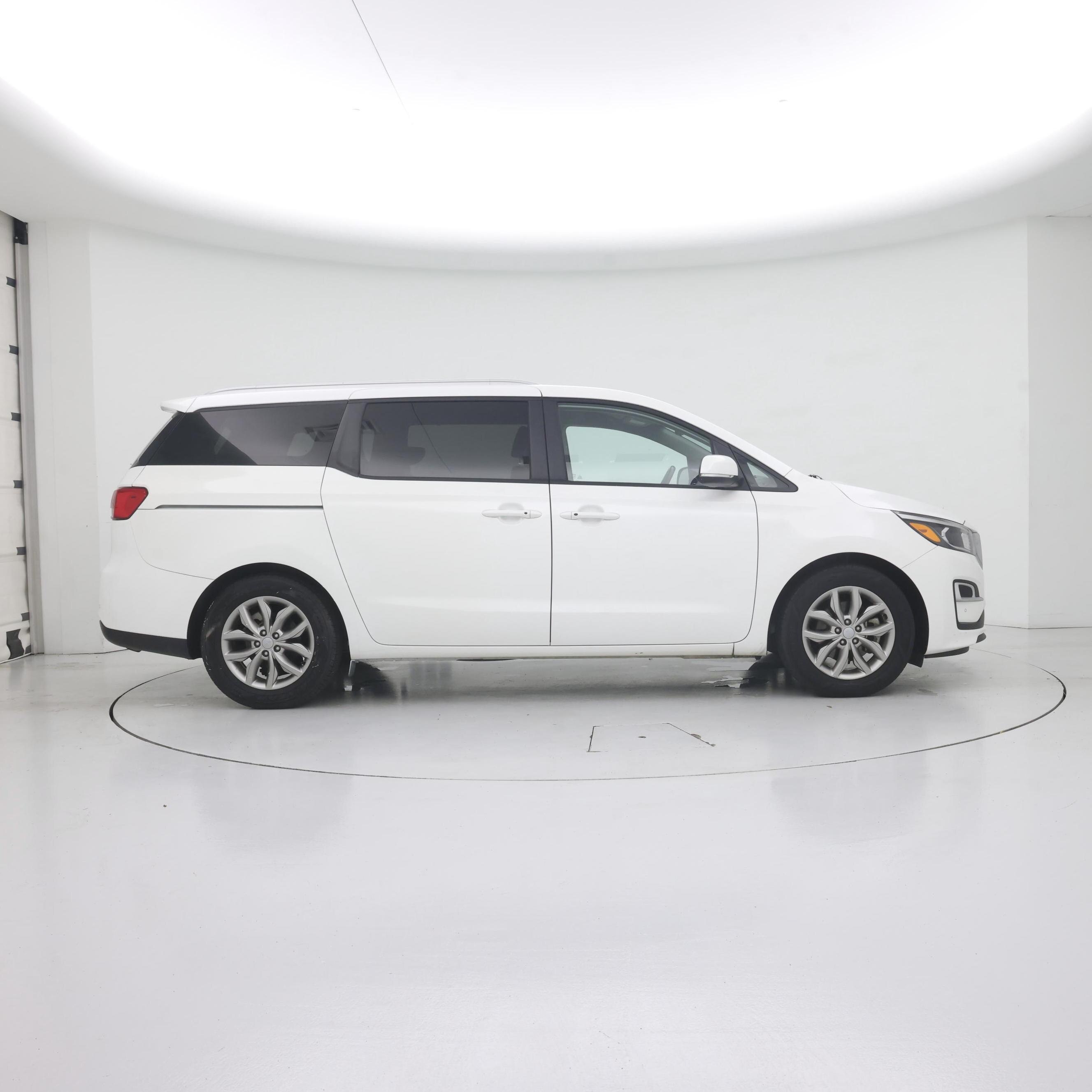 Thumbnail: 2020 Kia Sedona - 7