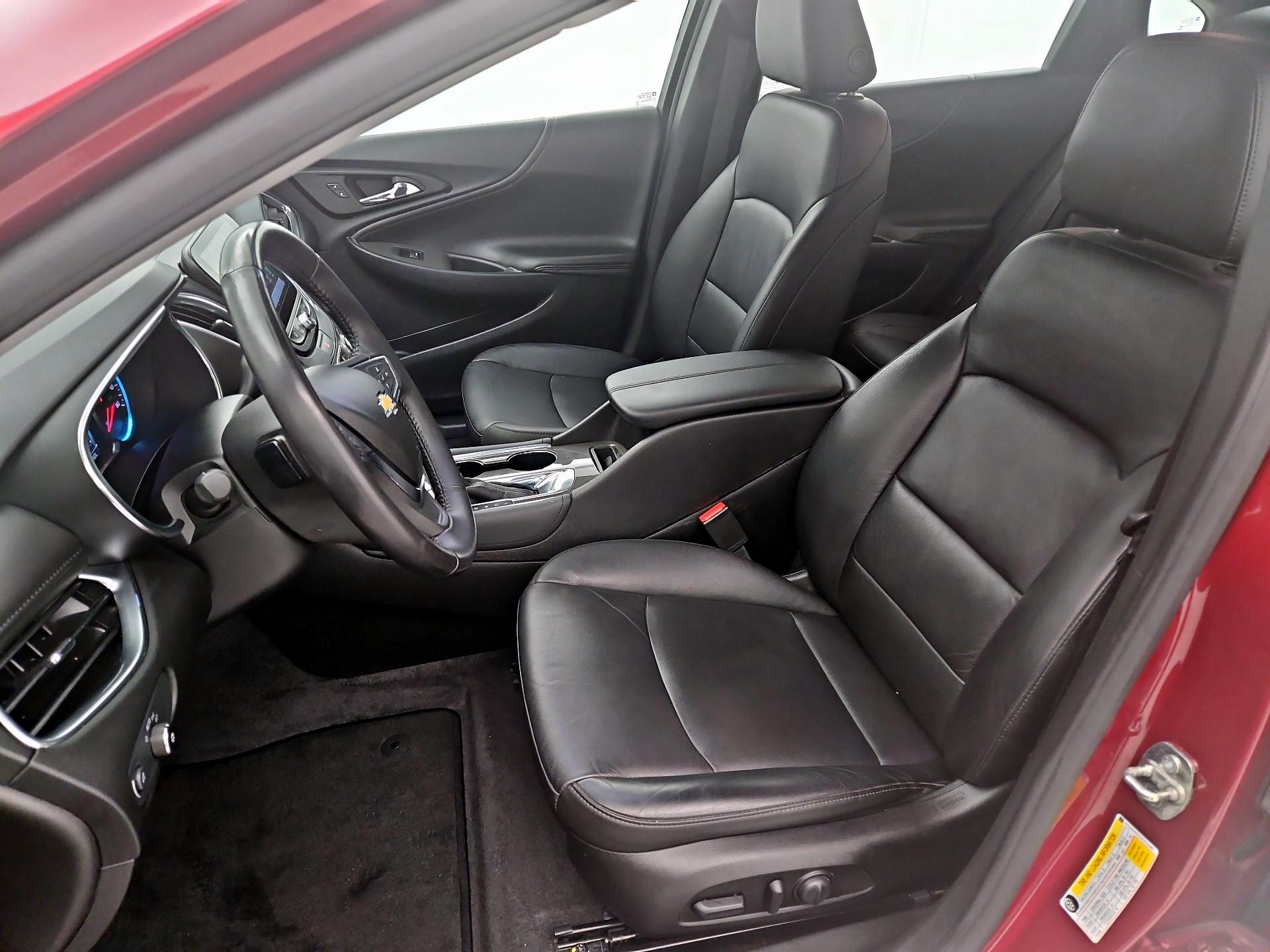 Thumbnail: 2018 Chevrolet Malibu - 11