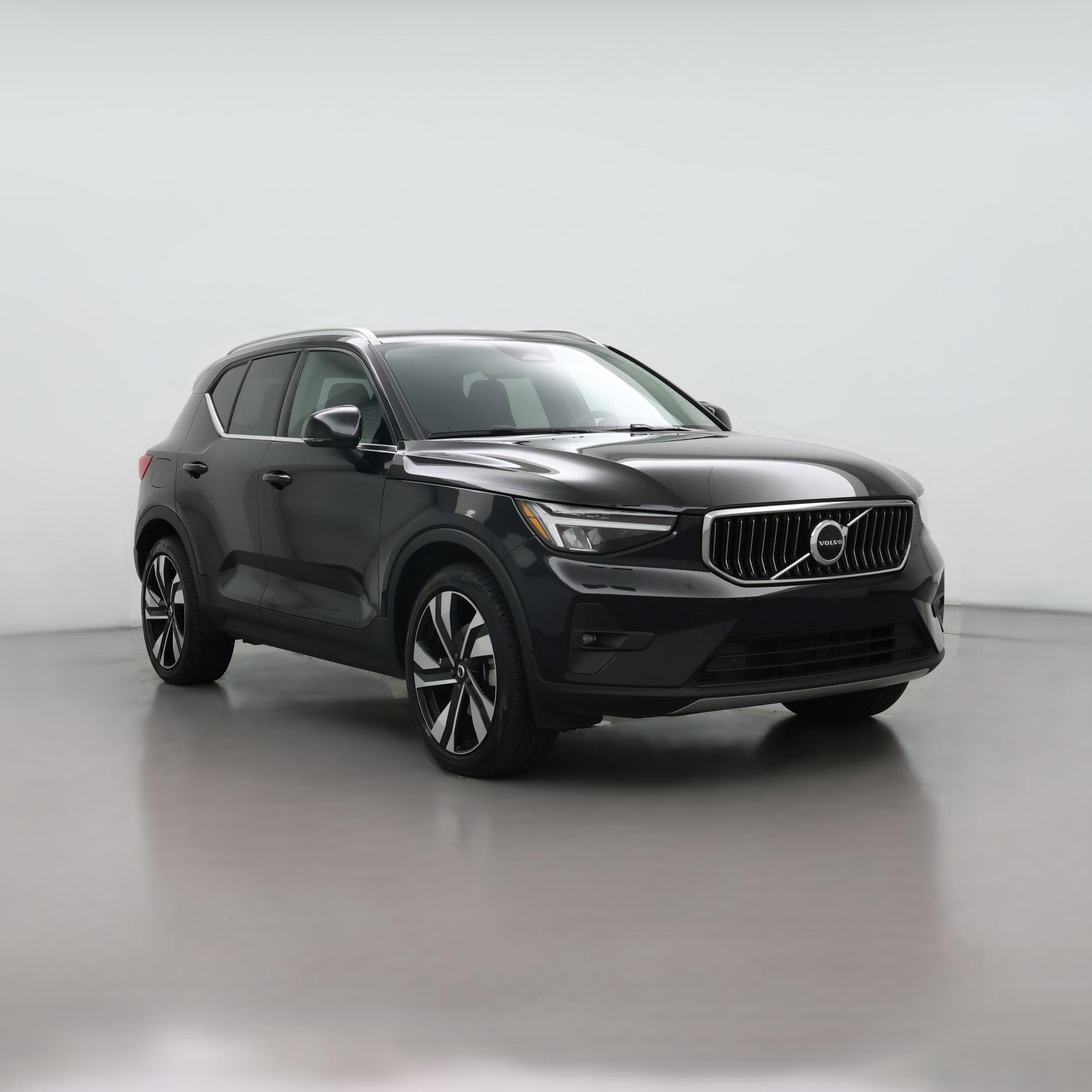 Thumbnail: 2023 Volvo XC40 - 1