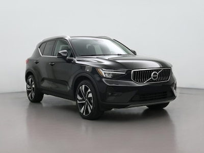 2023 Volvo XC40 B5 Plus Bright Theme