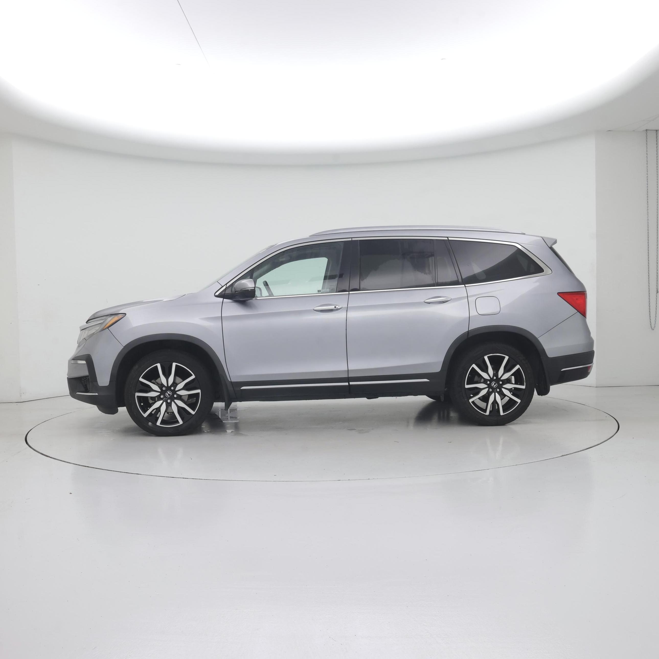 Thumbnail: 2020 Honda Pilot - 3