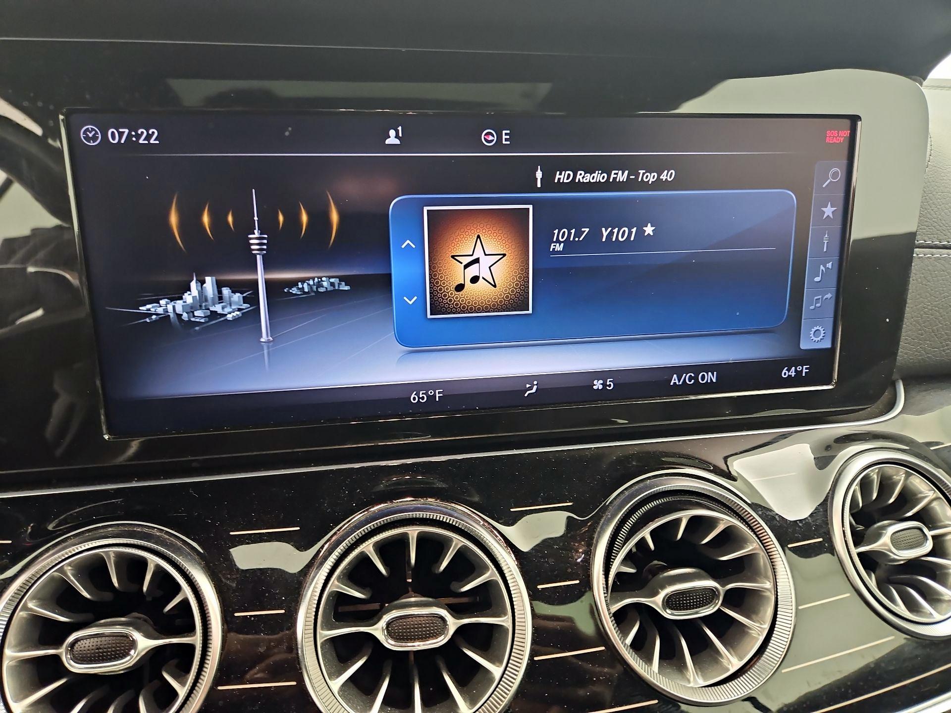 Thumbnail: 2018 Mercedes-Benz E-Class - 16