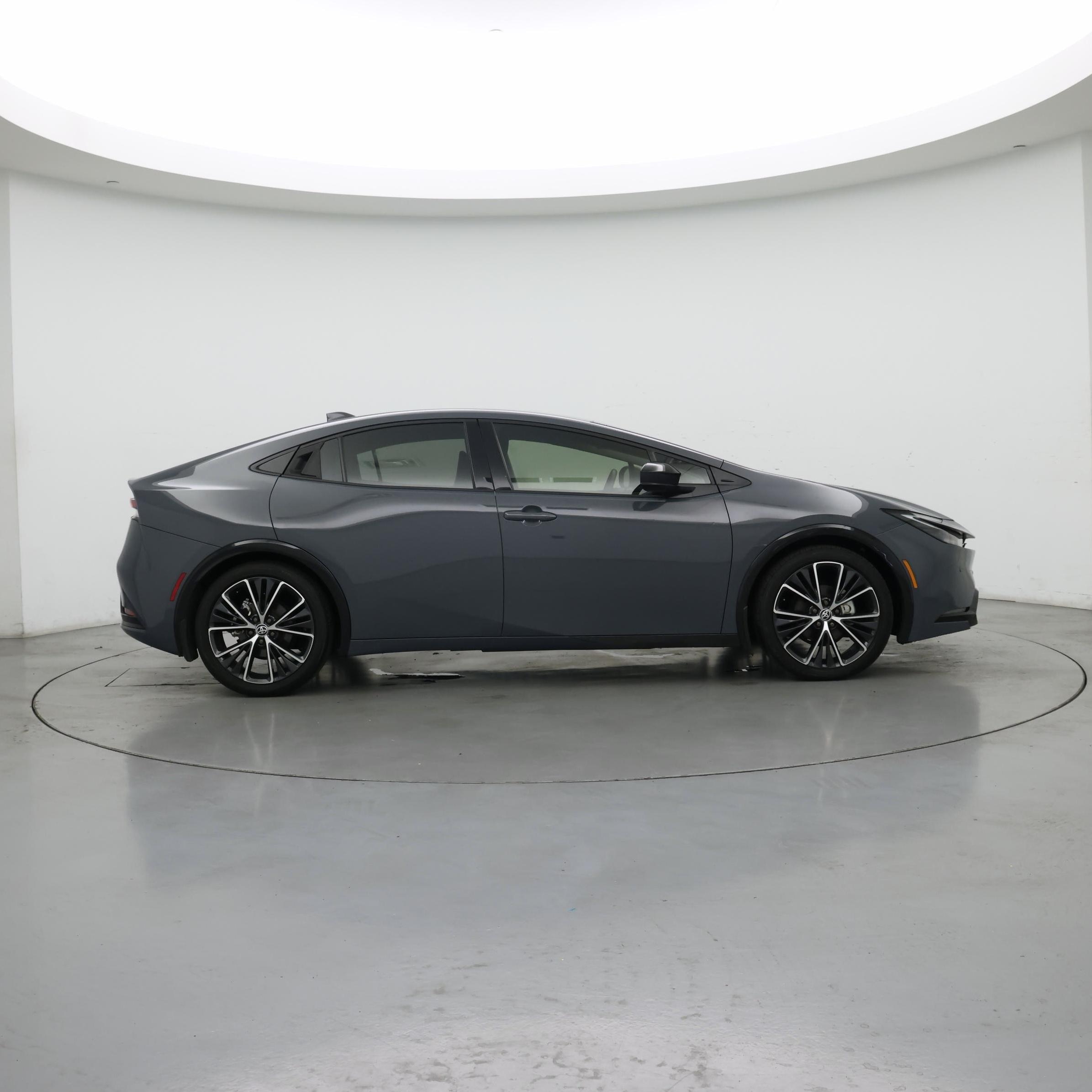 Thumbnail: 2024 Toyota Prius - 7