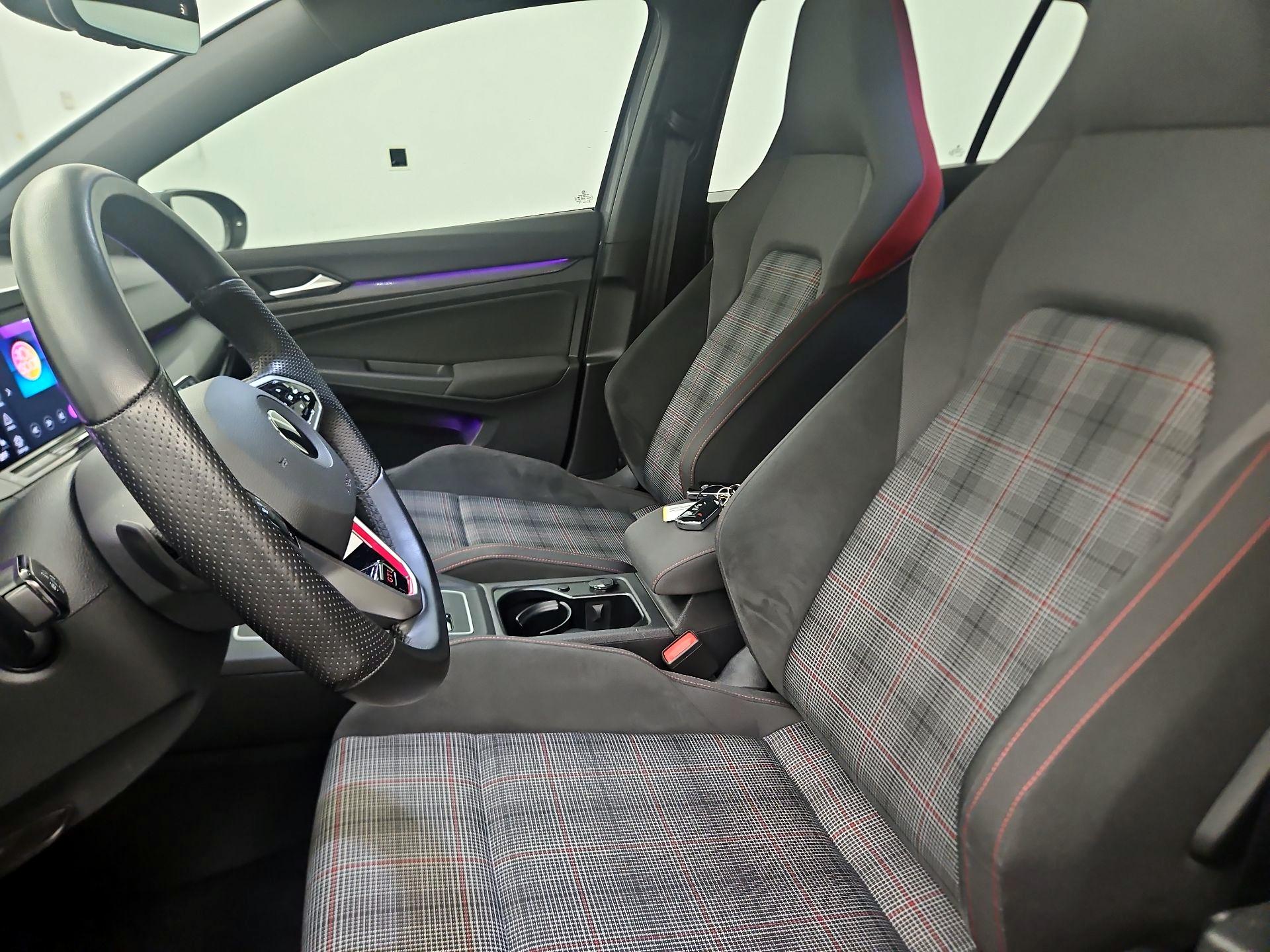 Thumbnail: 2022 Volkswagen Golf - 11