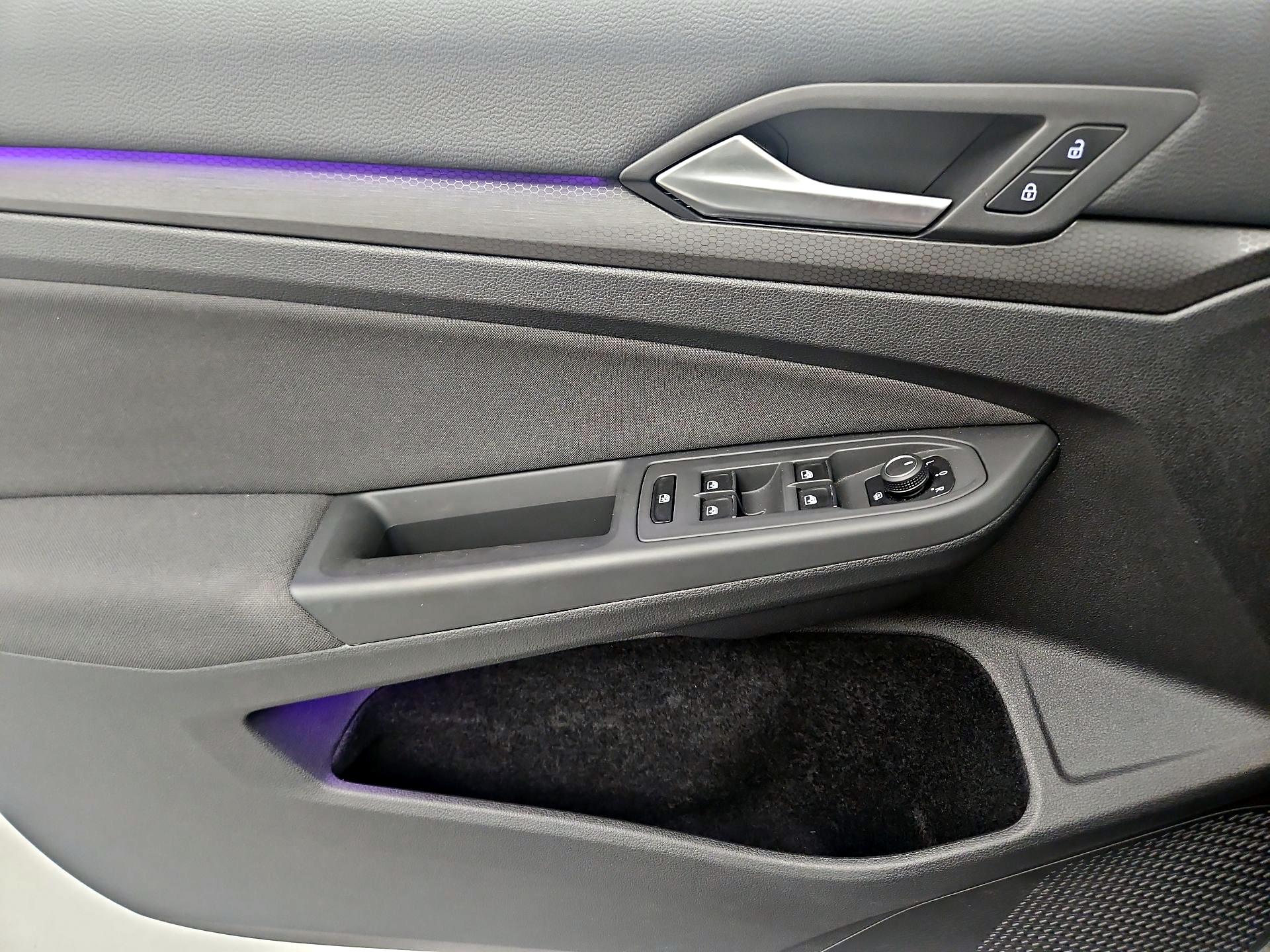 Thumbnail: 2022 Volkswagen Golf - 12