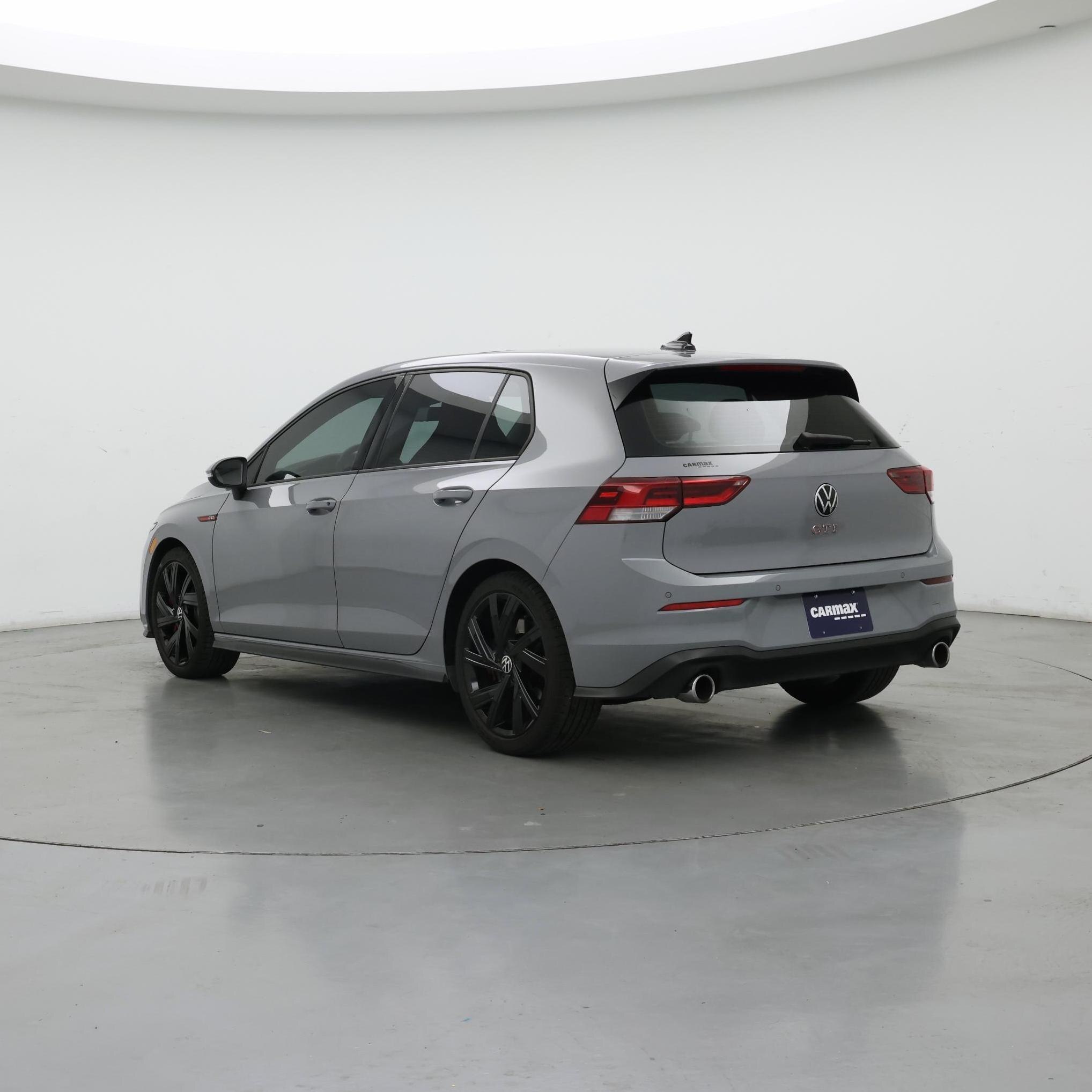 Thumbnail: 2022 Volkswagen Golf - 2