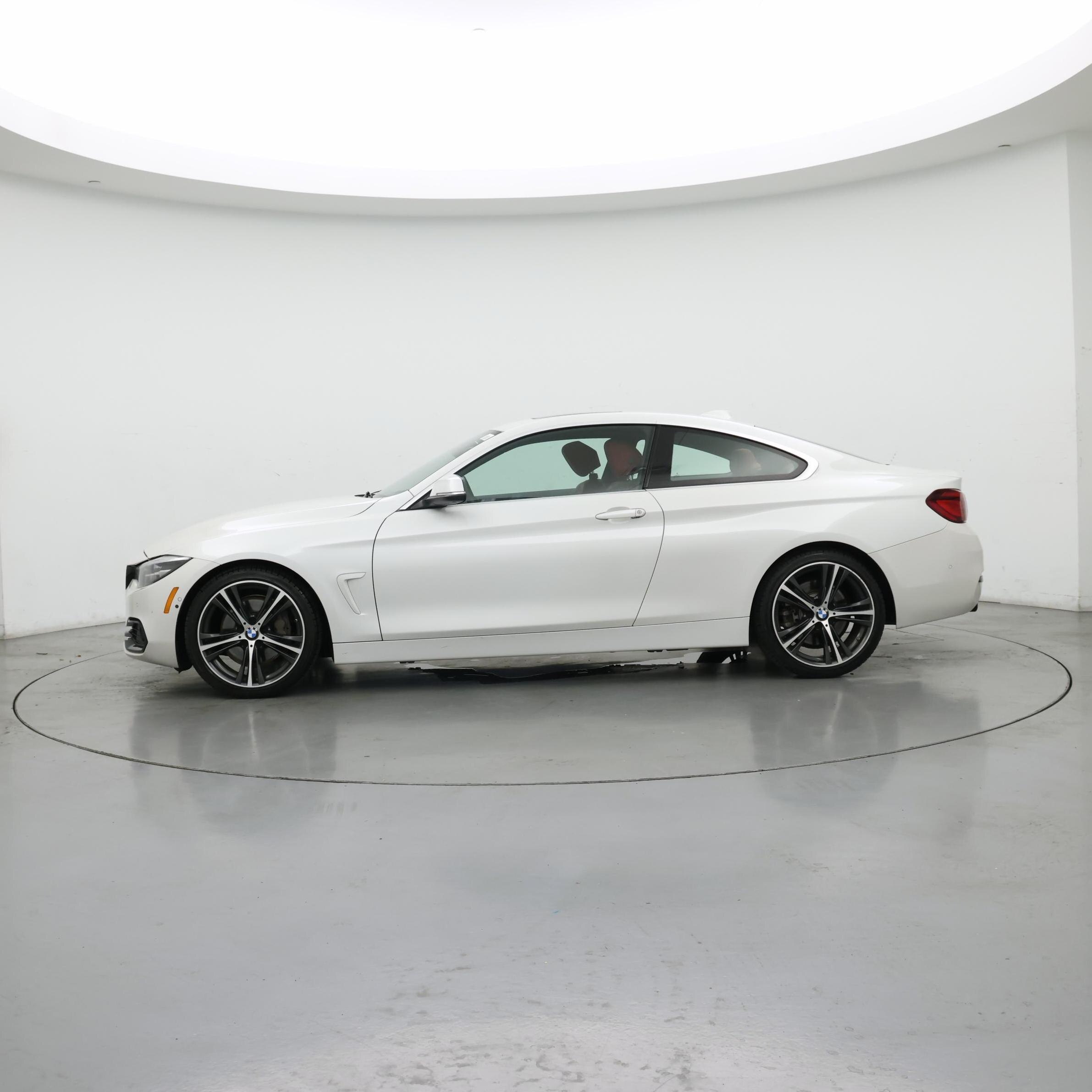 Thumbnail: 2020 BMW 4 Series - 3
