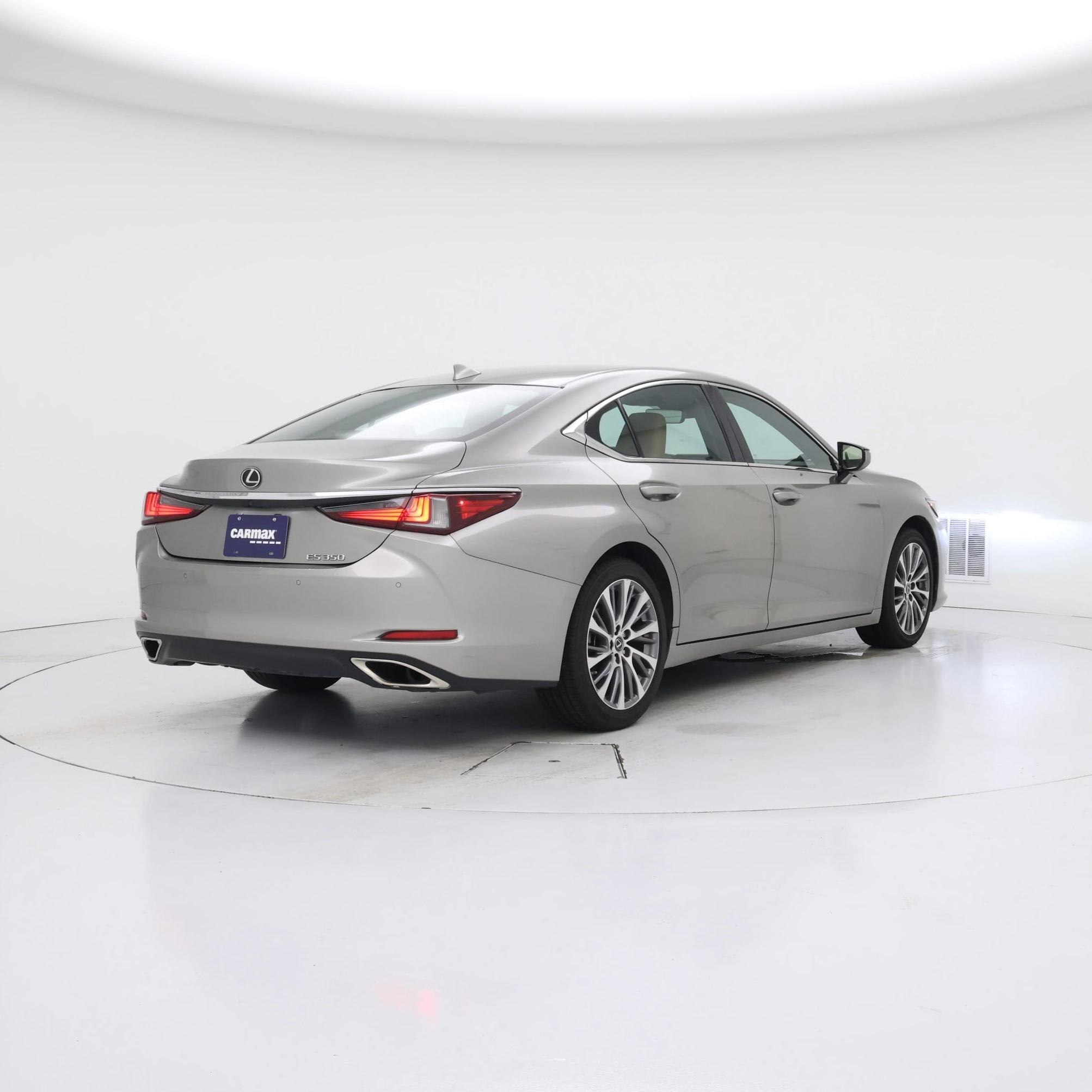 Thumbnail: 2021 Lexus ES - 8