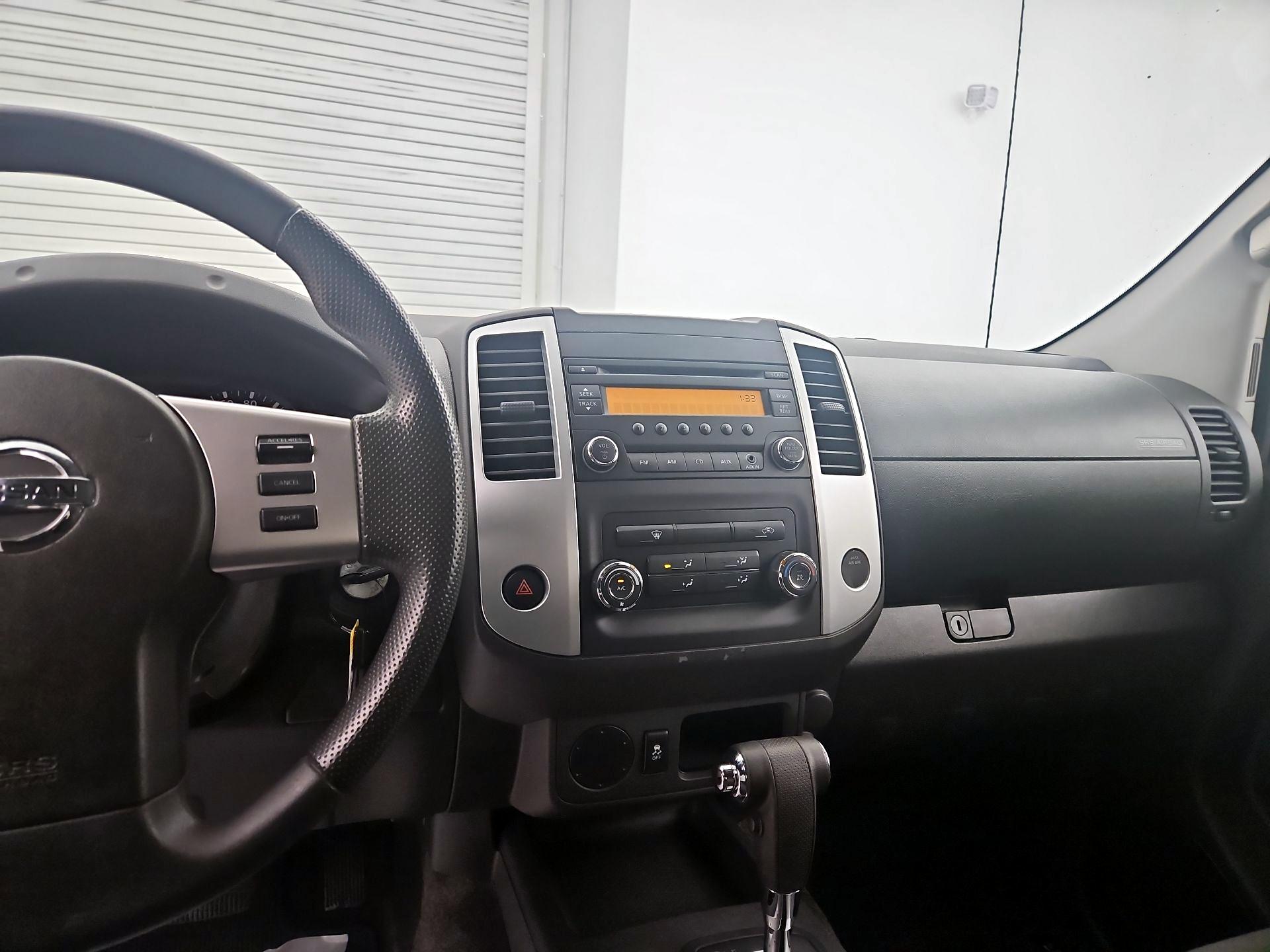 Thumbnail: 2015 Nissan Frontier - 9