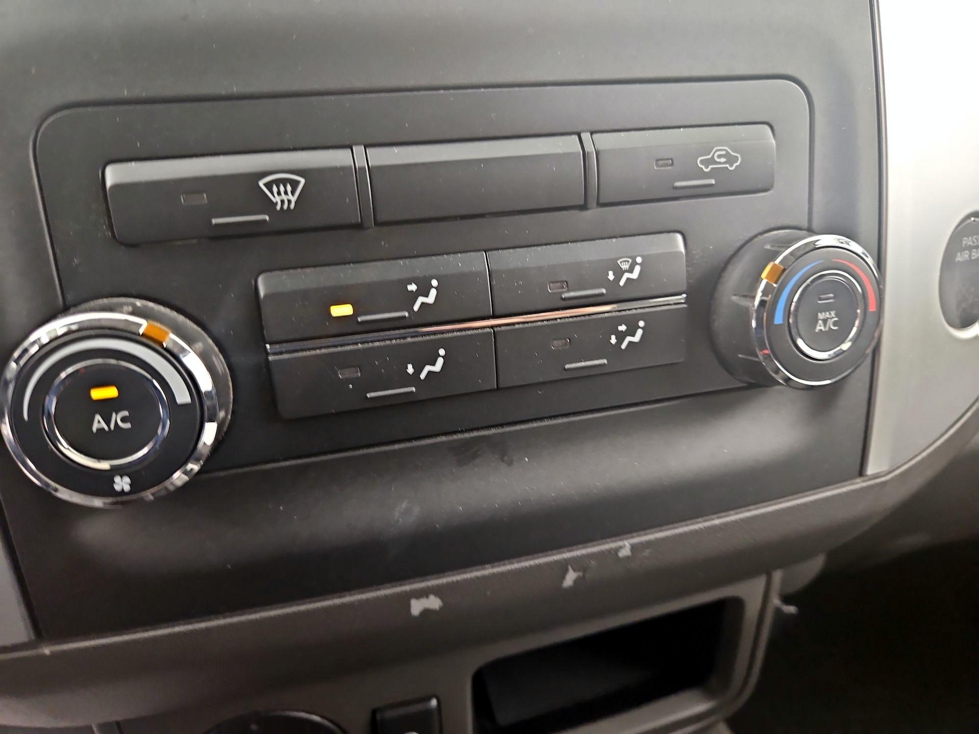 Thumbnail: 2015 Nissan Frontier - 15