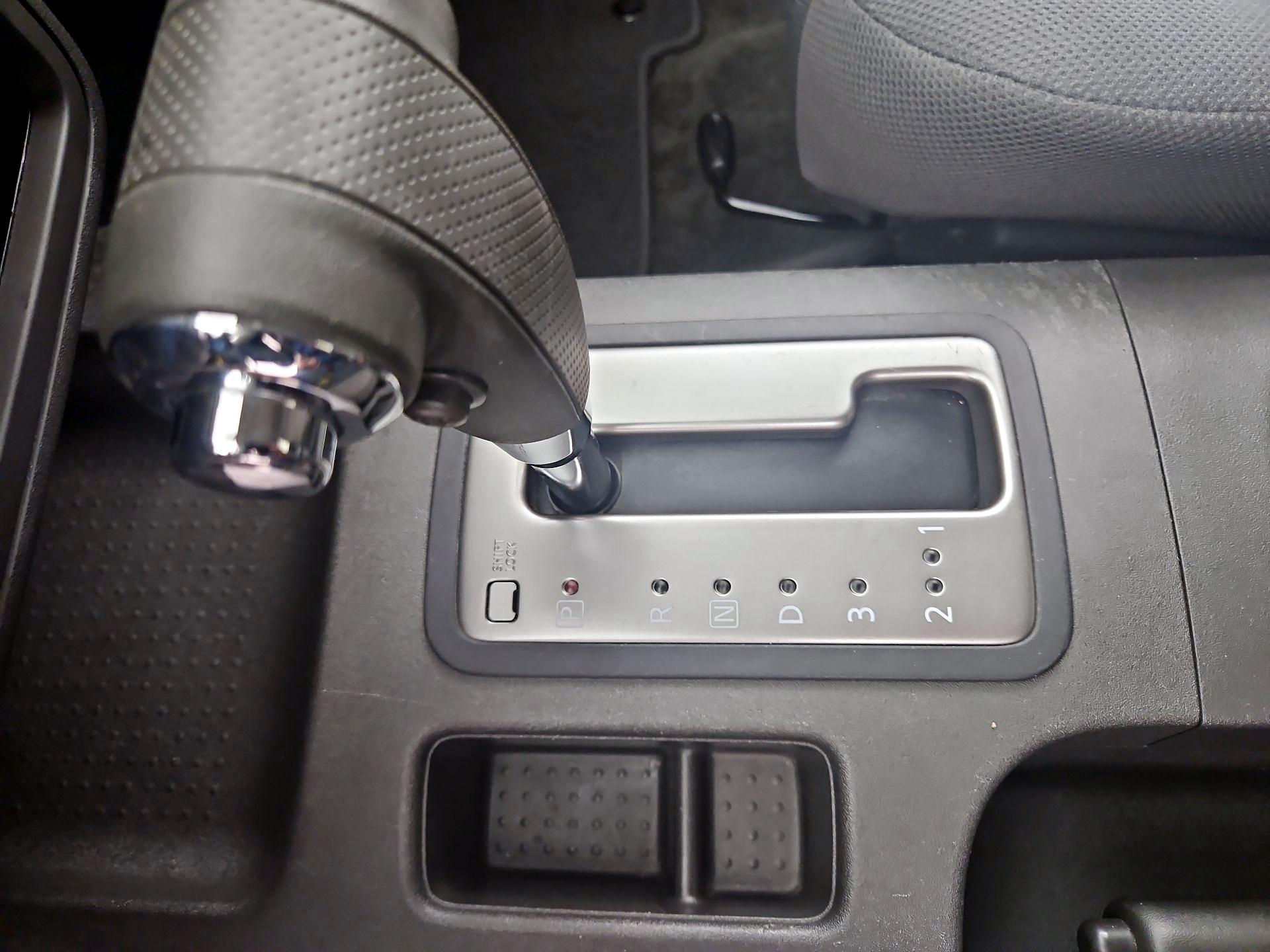 Thumbnail: 2015 Nissan Frontier - 16