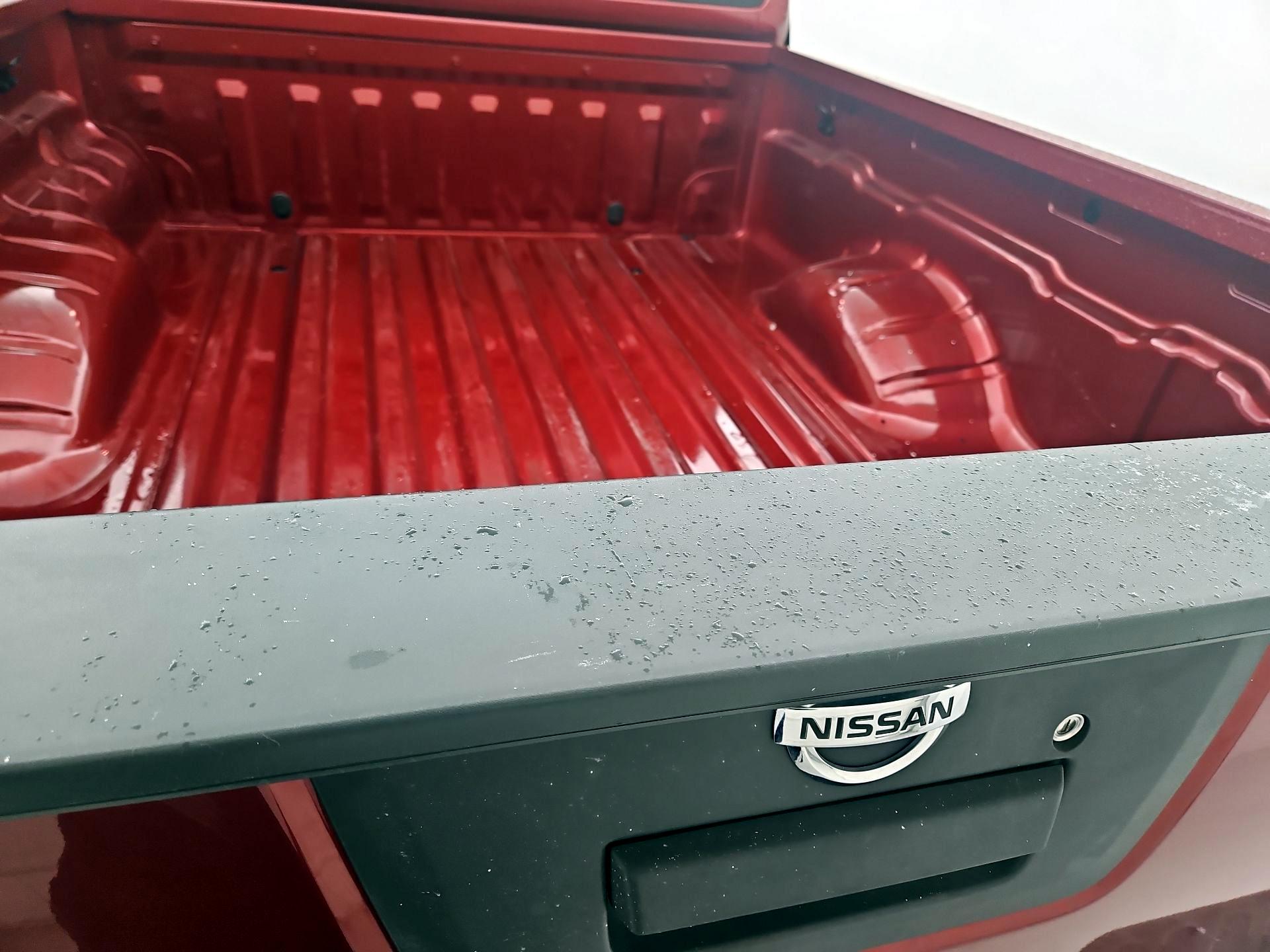 Thumbnail: 2015 Nissan Frontier - 19