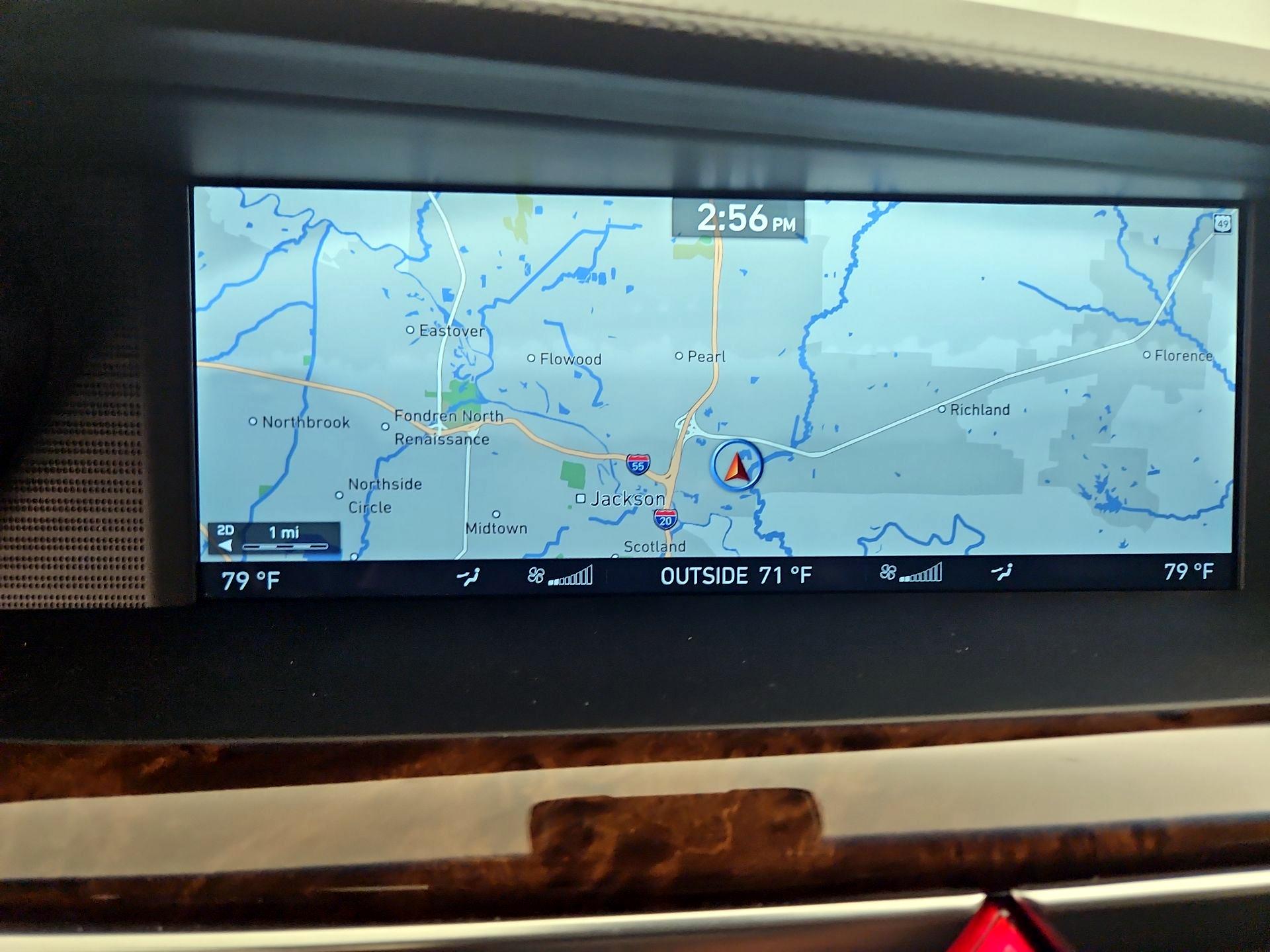 Thumbnail: 2017 Genesis G90 - 14