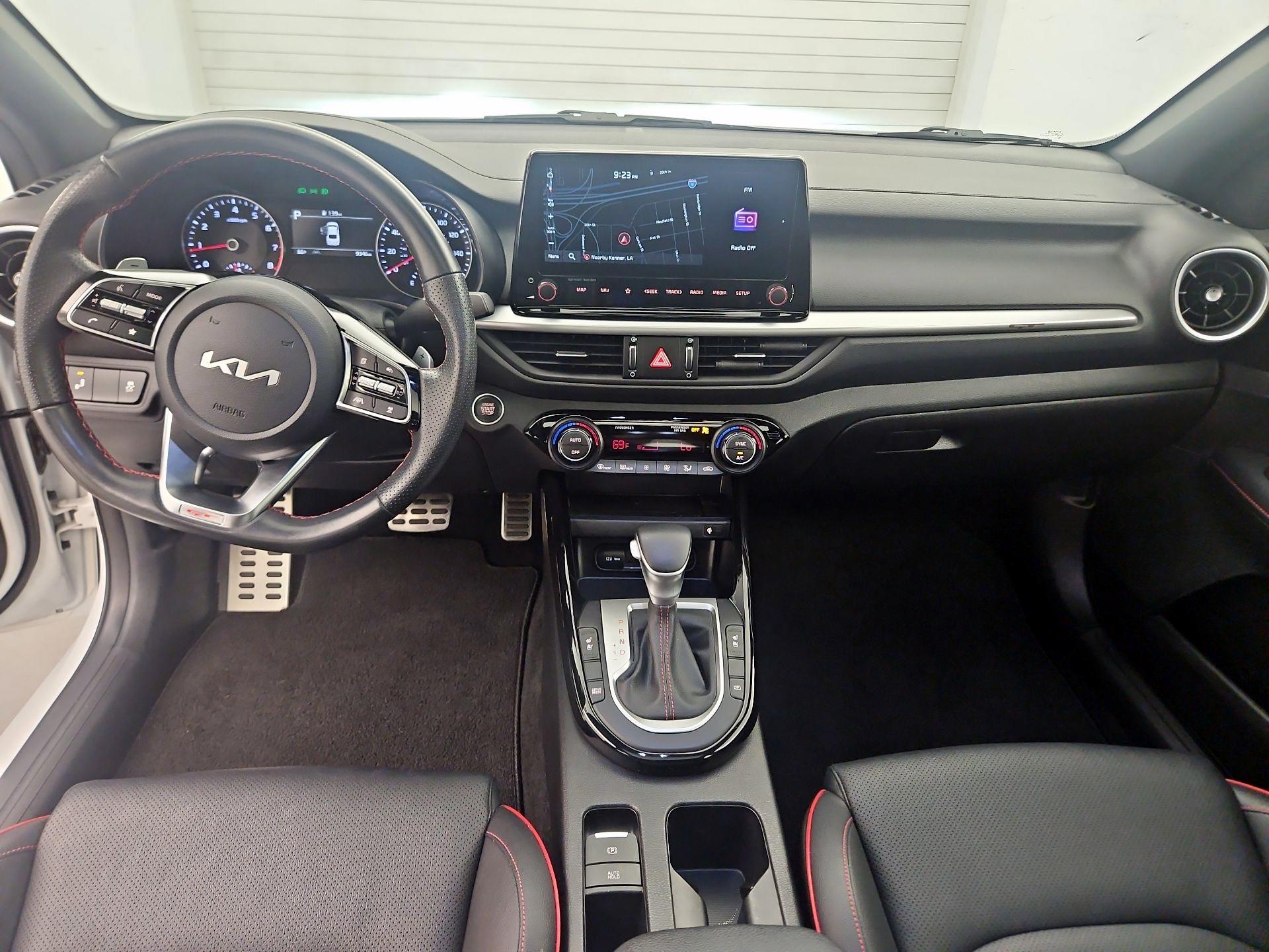 Thumbnail: 2024 Kia Forte - 9