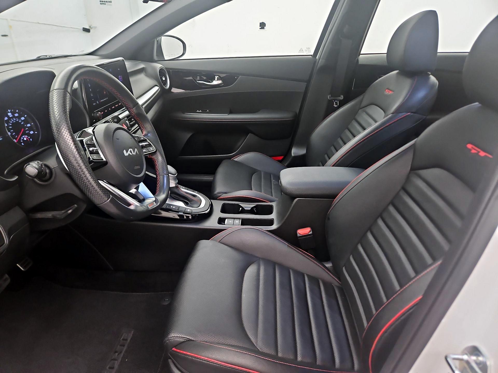 Thumbnail: 2024 Kia Forte - 11