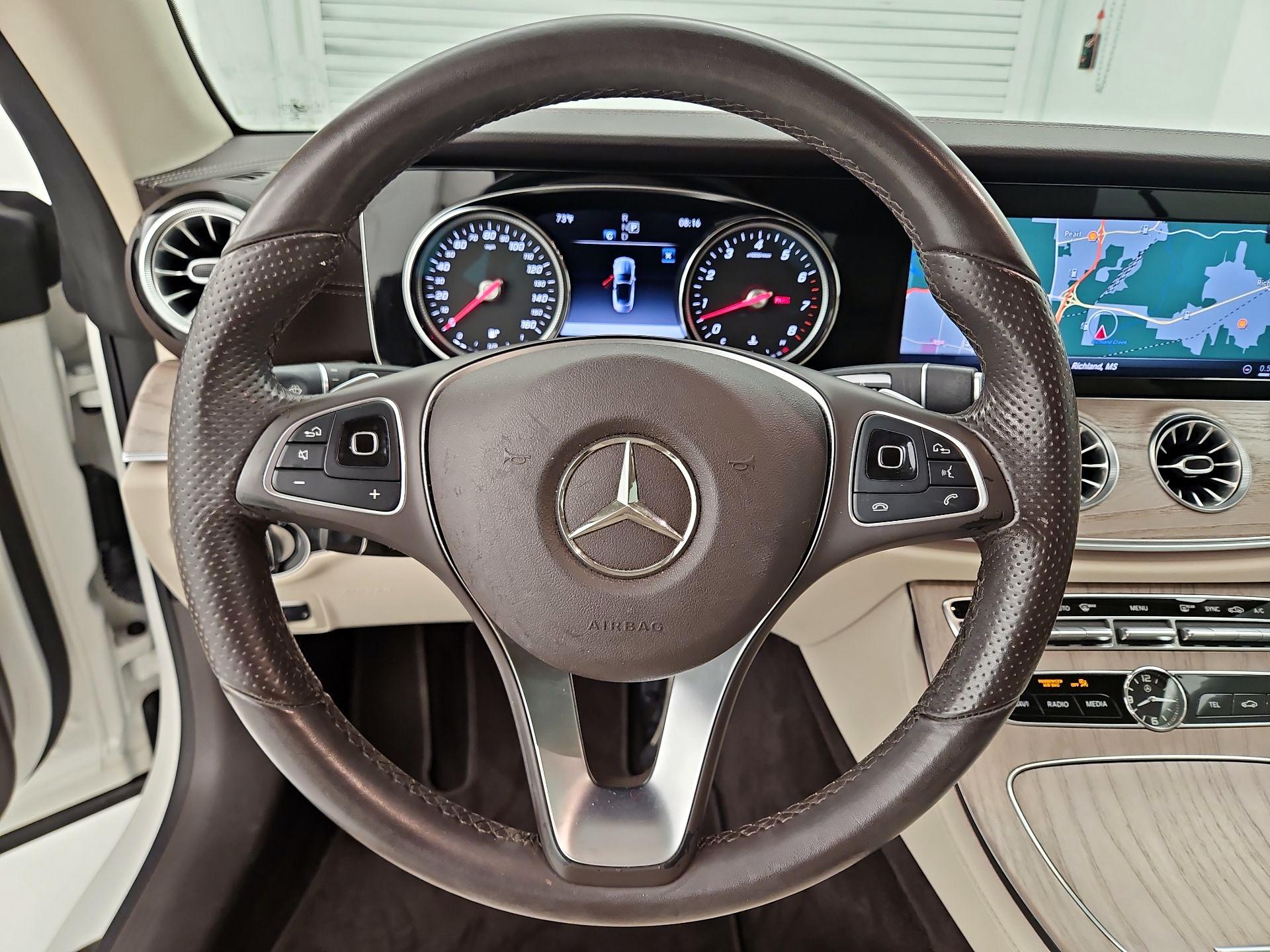 Thumbnail: 2018 Mercedes-Benz E-Class - 10