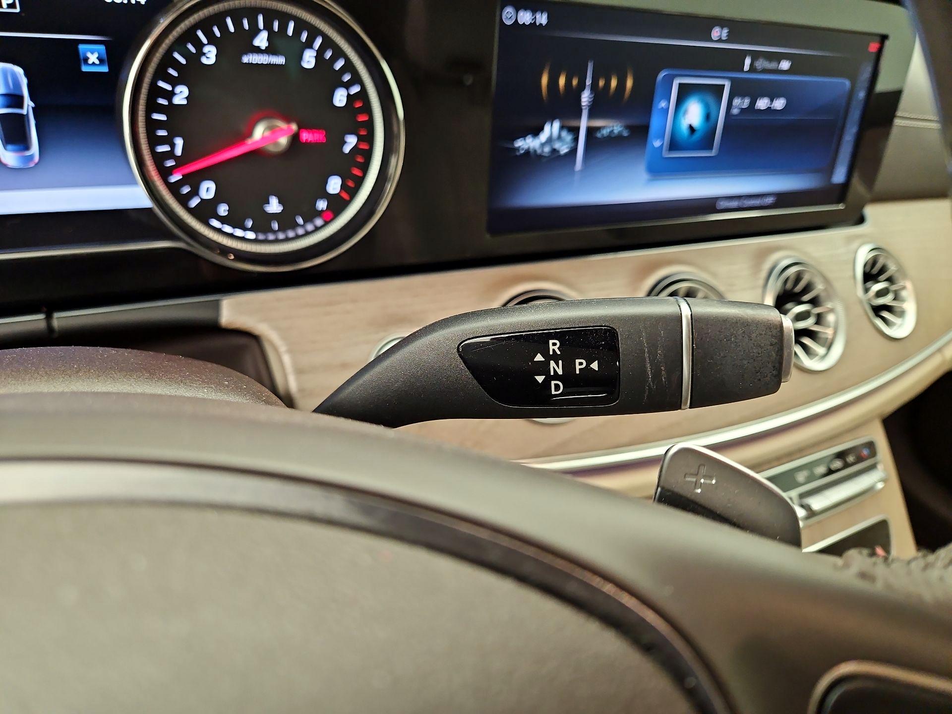 Thumbnail: 2018 Mercedes-Benz E-Class - 18