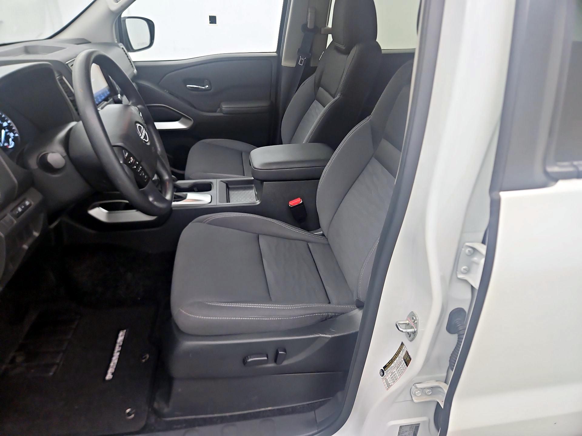 Thumbnail: 2024 Nissan Frontier - 12