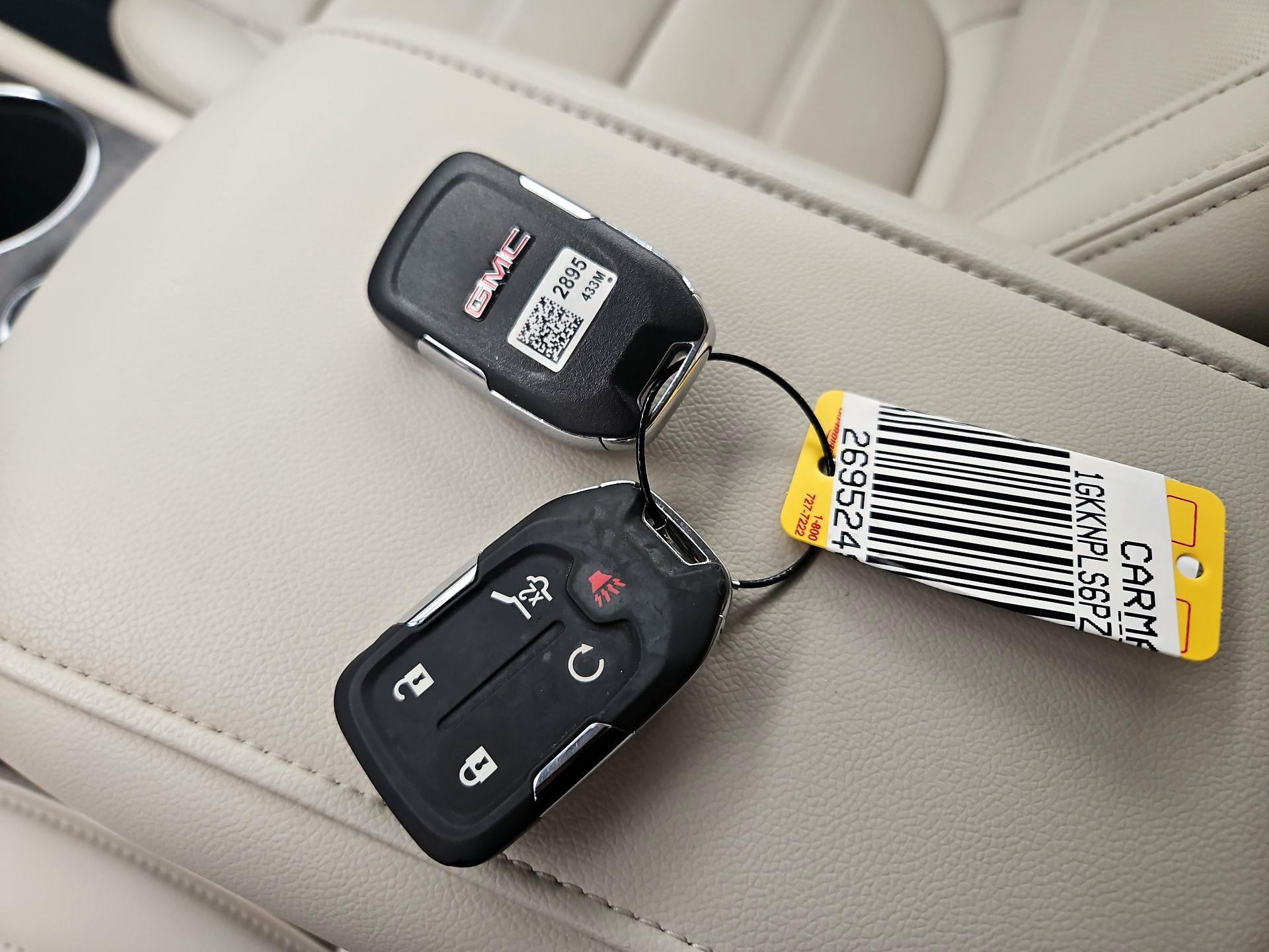 Thumbnail: 2023 GMC Acadia - 19