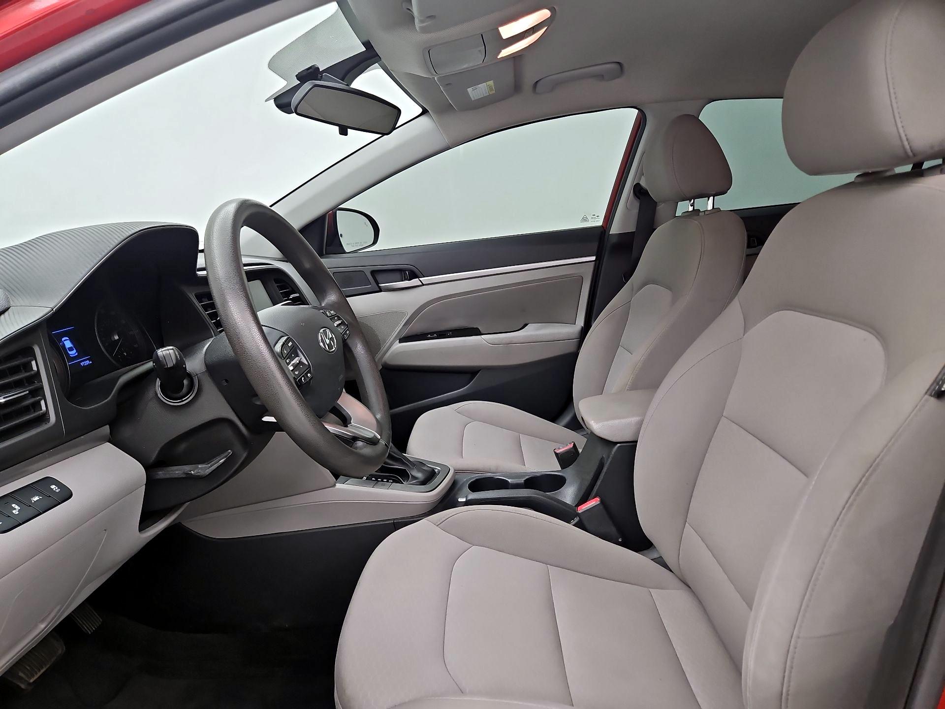 Thumbnail: 2019 Hyundai Elantra - 11