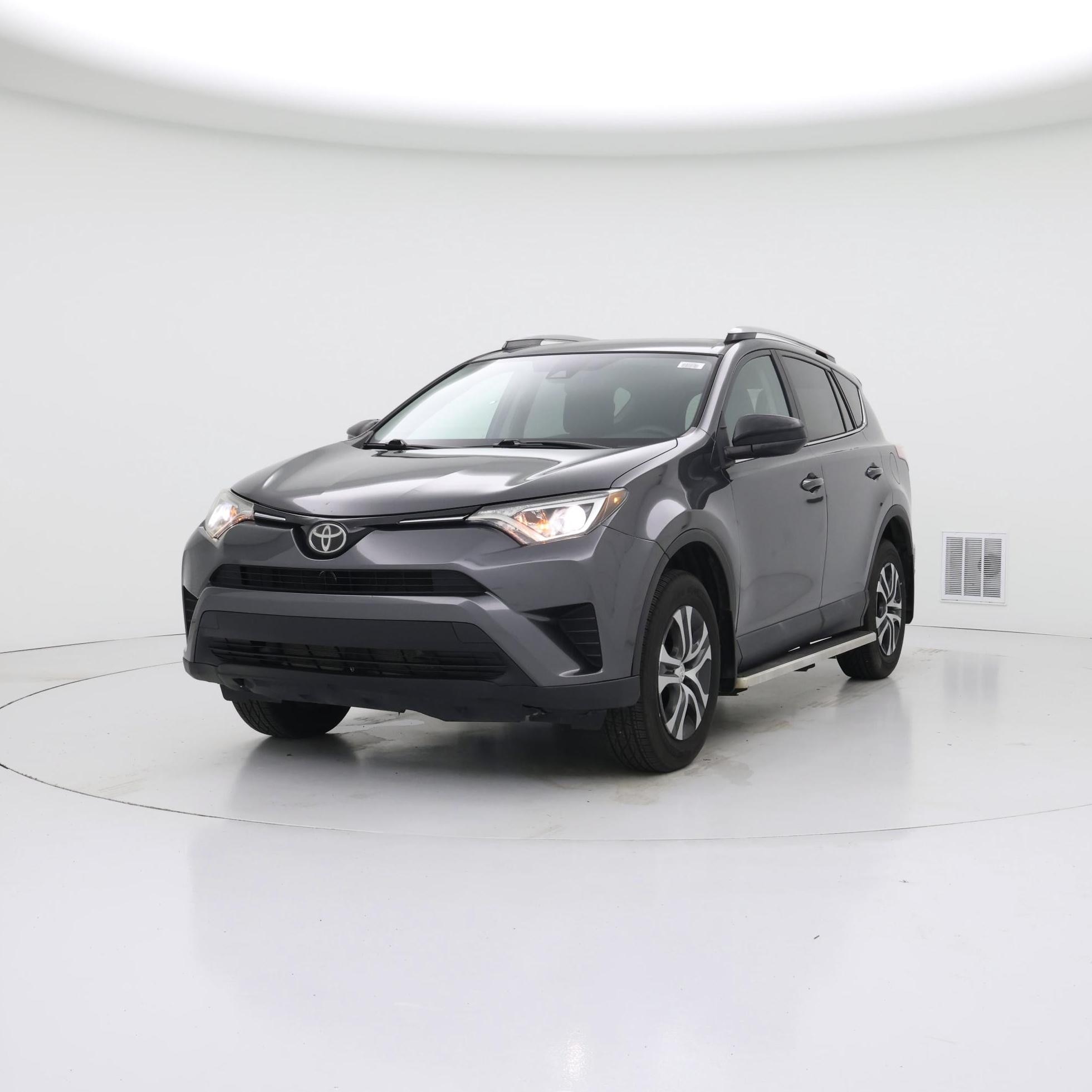 Thumbnail: 2018 Toyota RAV4 - 4