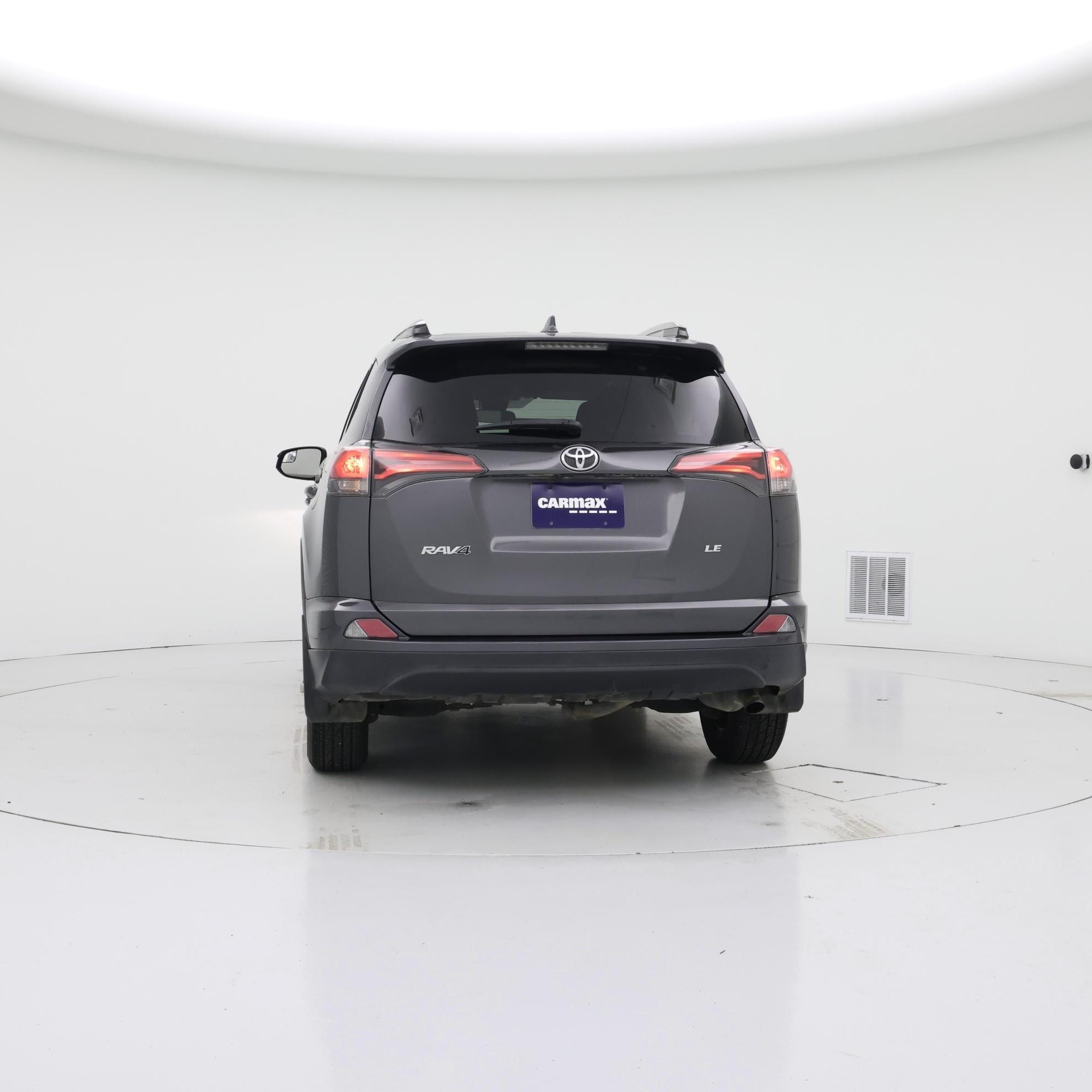 Thumbnail: 2018 Toyota RAV4 - 6