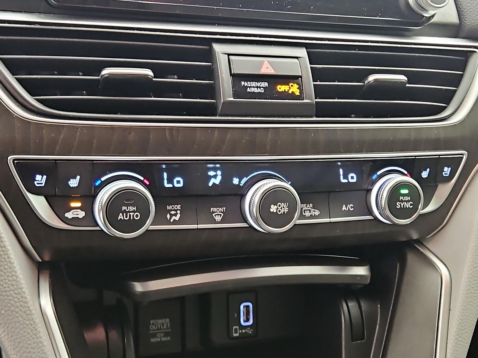 Thumbnail: 2018 Honda Accord - 16