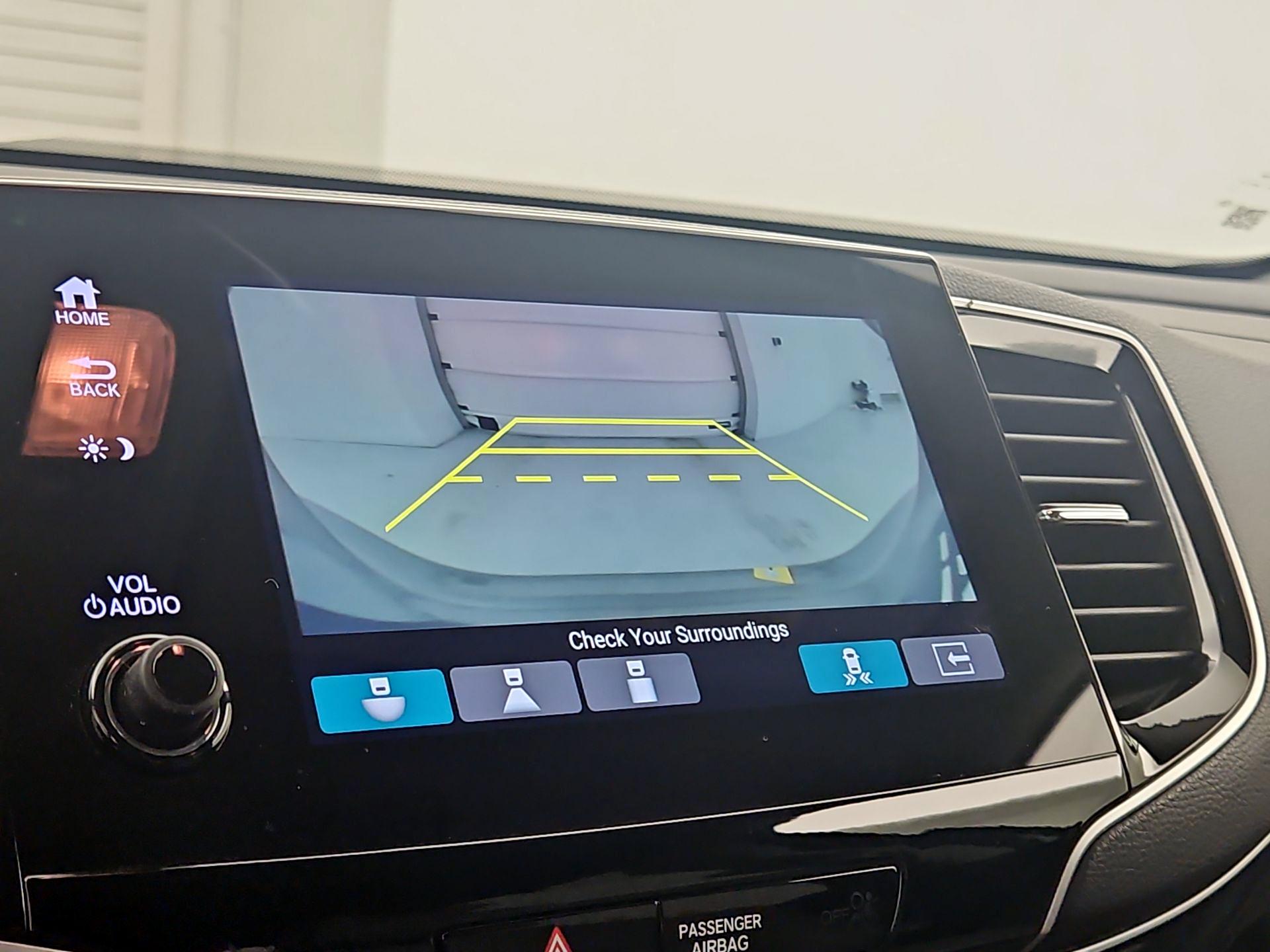 Thumbnail: 2019 Honda Pilot - 15