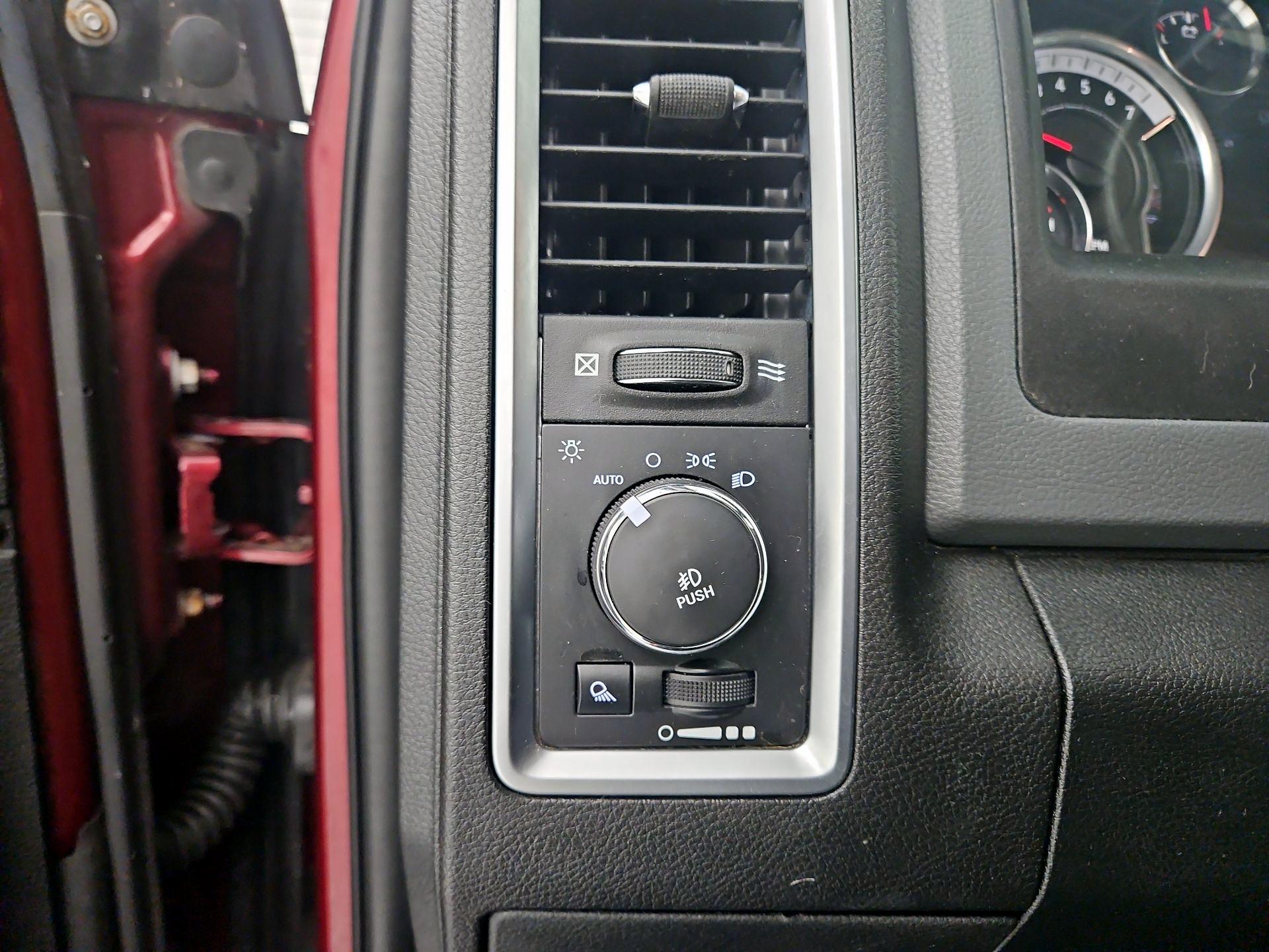 Thumbnail: 2016 RAM 1500 - 13