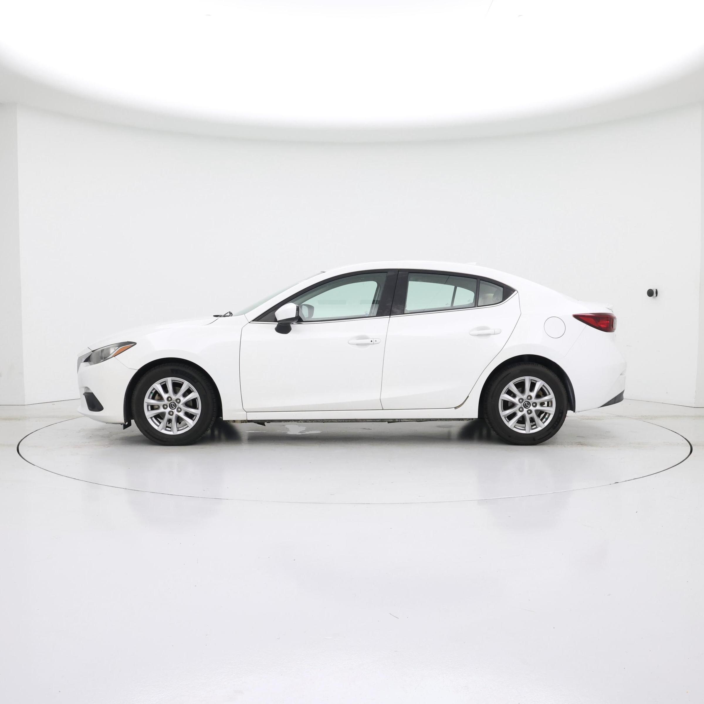 Thumbnail: 2016 Mazda Mazda3 - 3