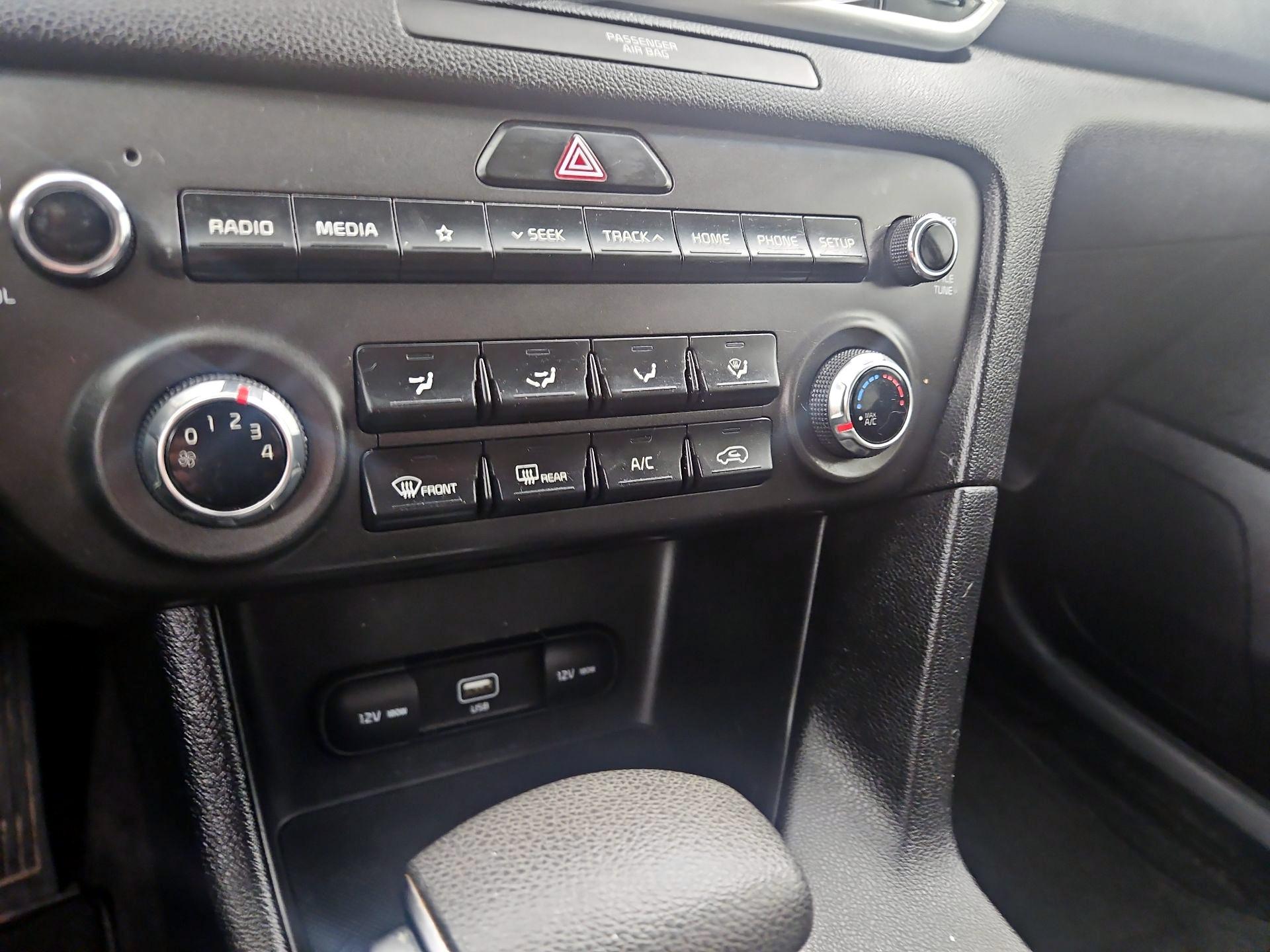 Thumbnail: 2022 Kia Sportage - 16