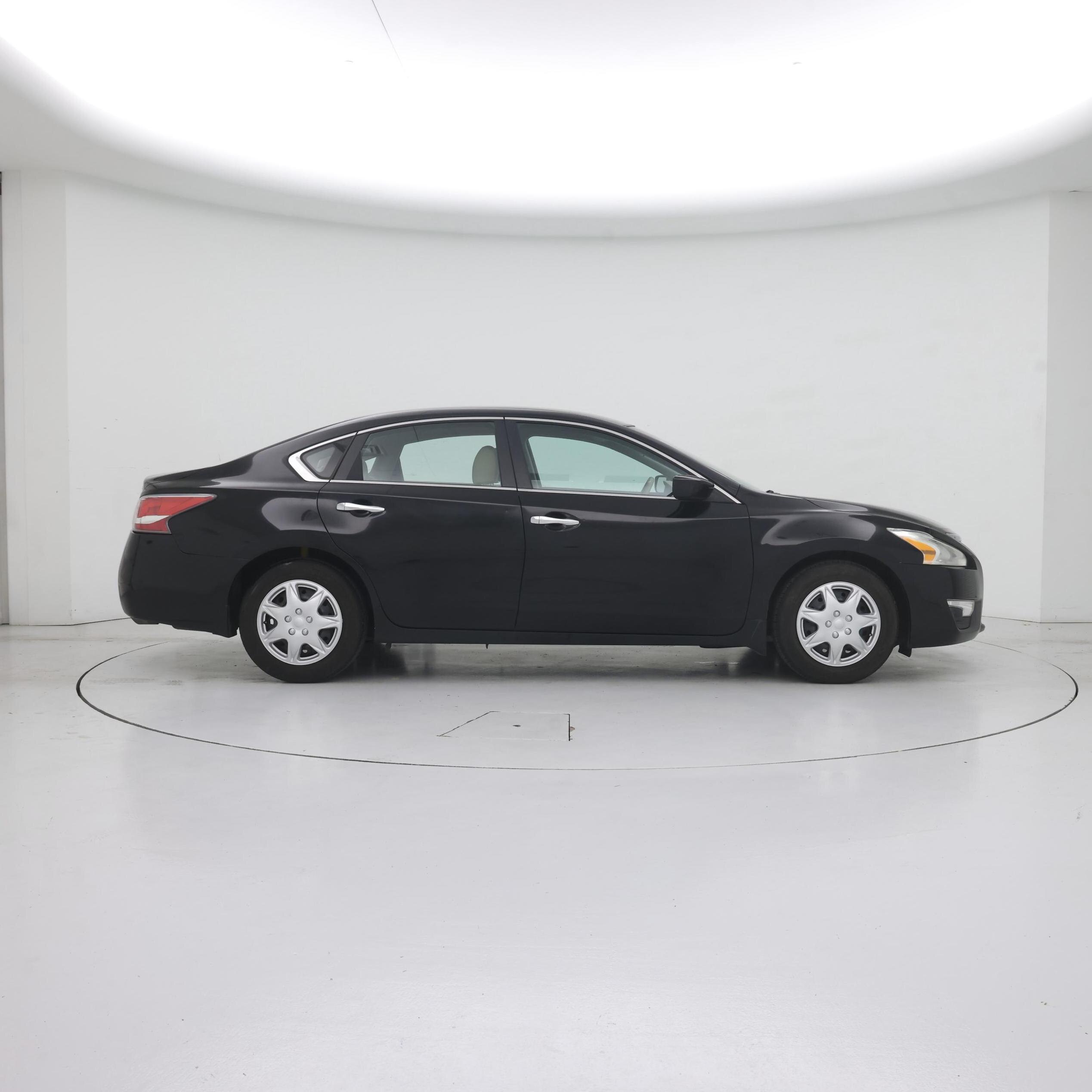 Thumbnail: 2015 Nissan Altima - 7