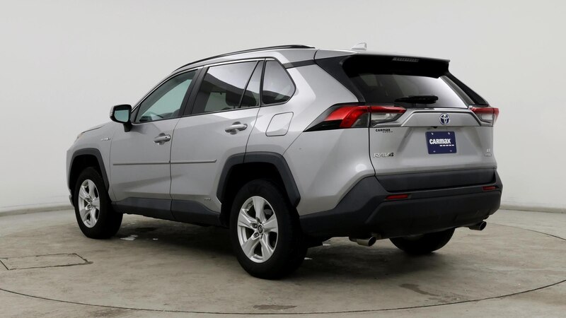 2019 Toyota RAV4 LE 2