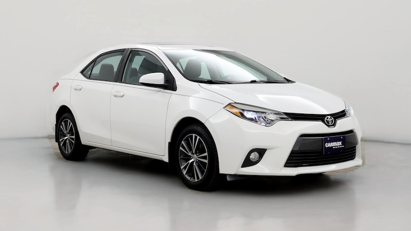 2016 Toyota Corolla LE Hero Image