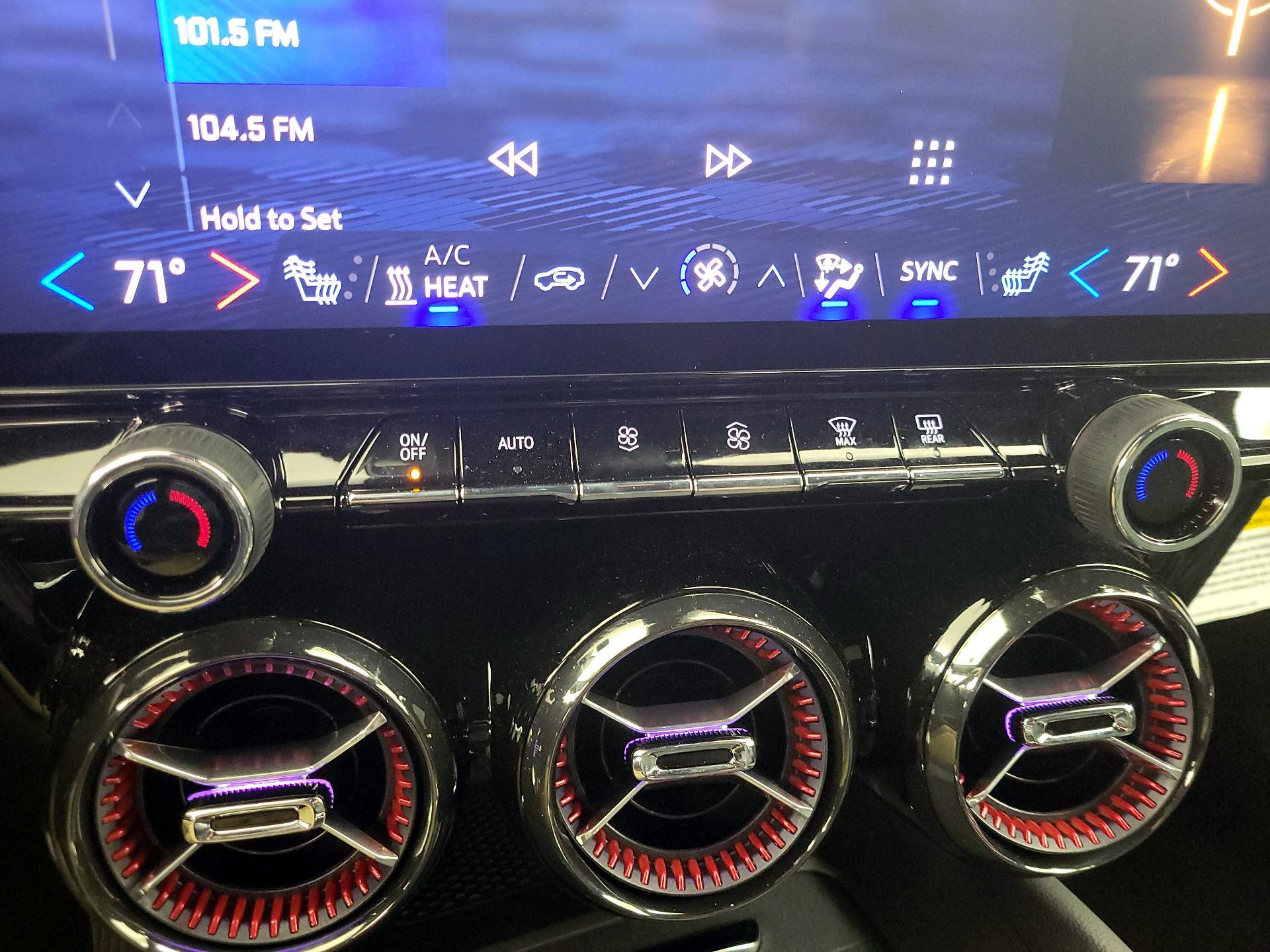 Thumbnail: 2024 Chevrolet Blazer EV - 17
