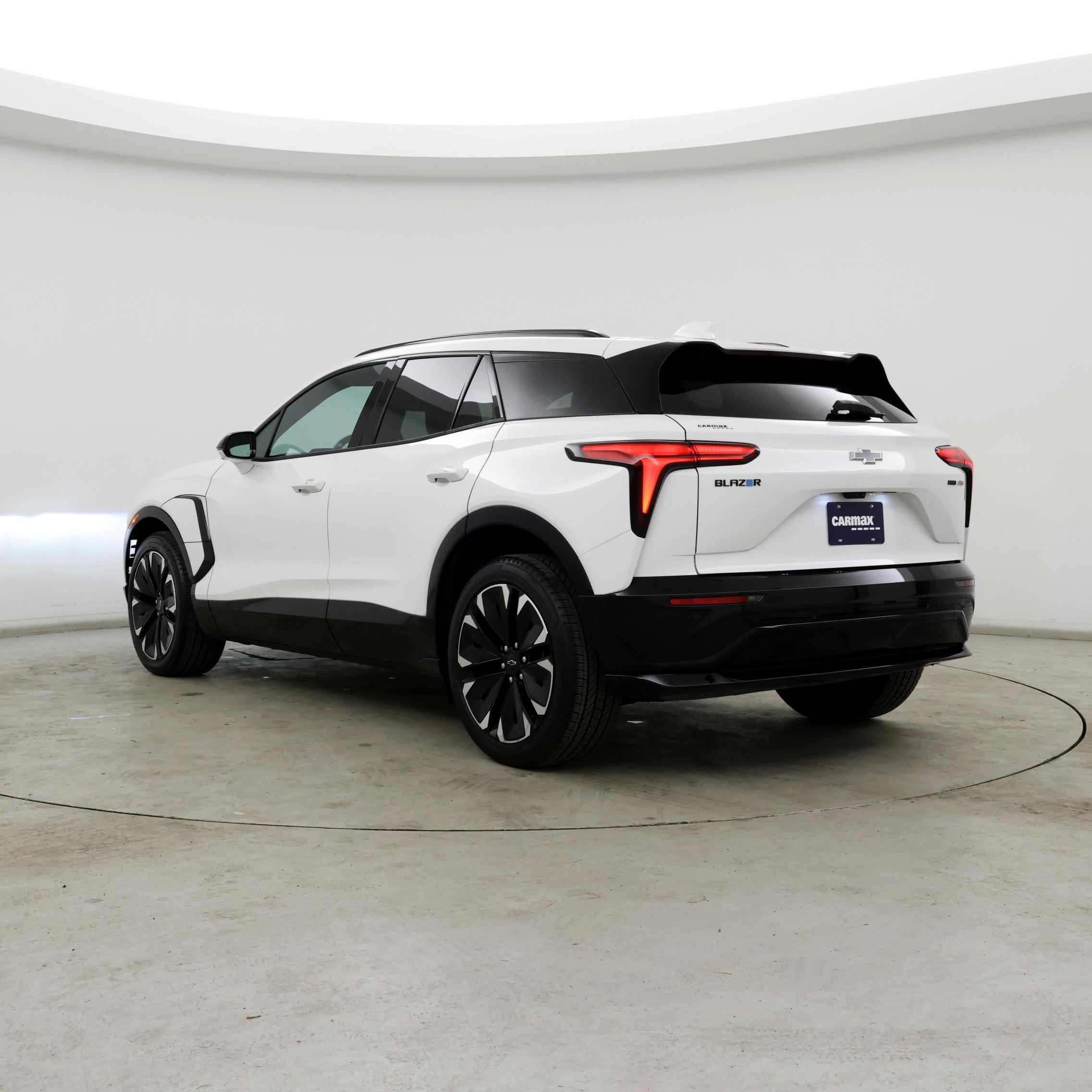 Thumbnail: 2024 Chevrolet Blazer EV - 2