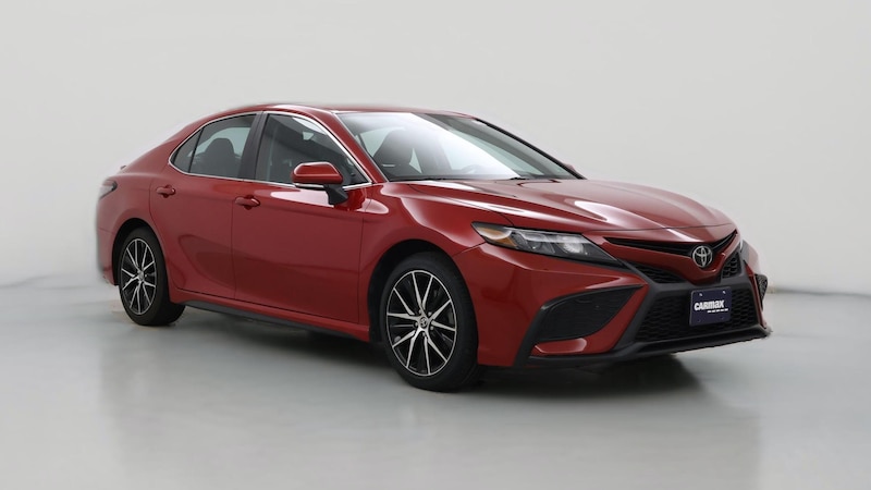 2022 Toyota Camry SE Hero Image