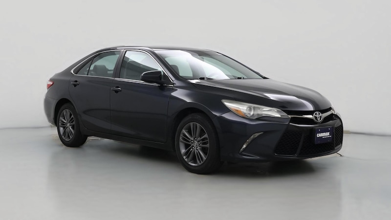 2015 Toyota Camry SE Hero Image