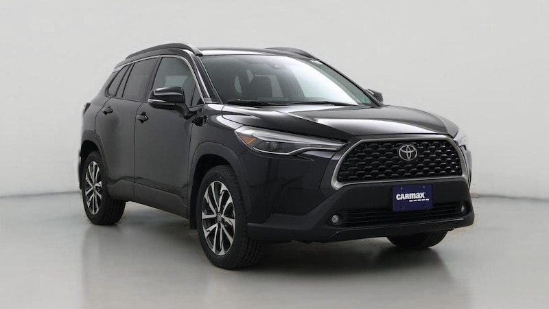 2022 Toyota Corolla Cross XLE Hero Image