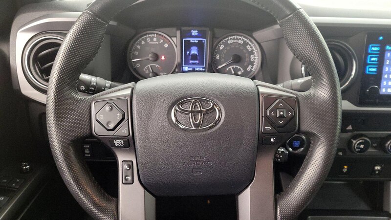 2016 Toyota Tacoma TRD Sport 10