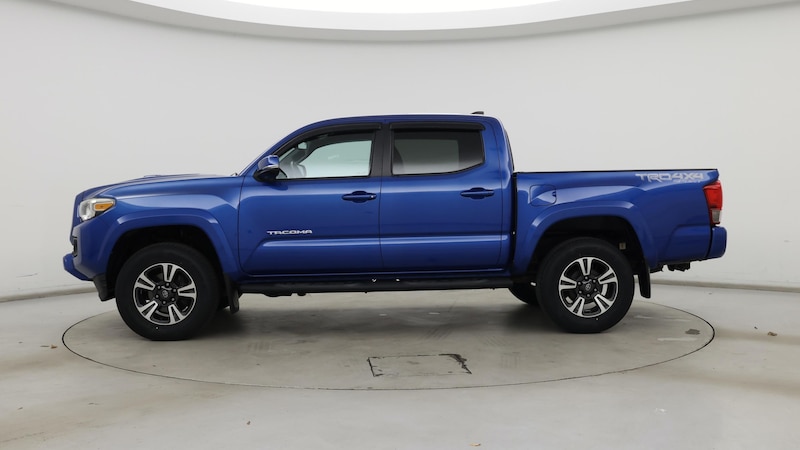 2016 Toyota Tacoma TRD Sport 3