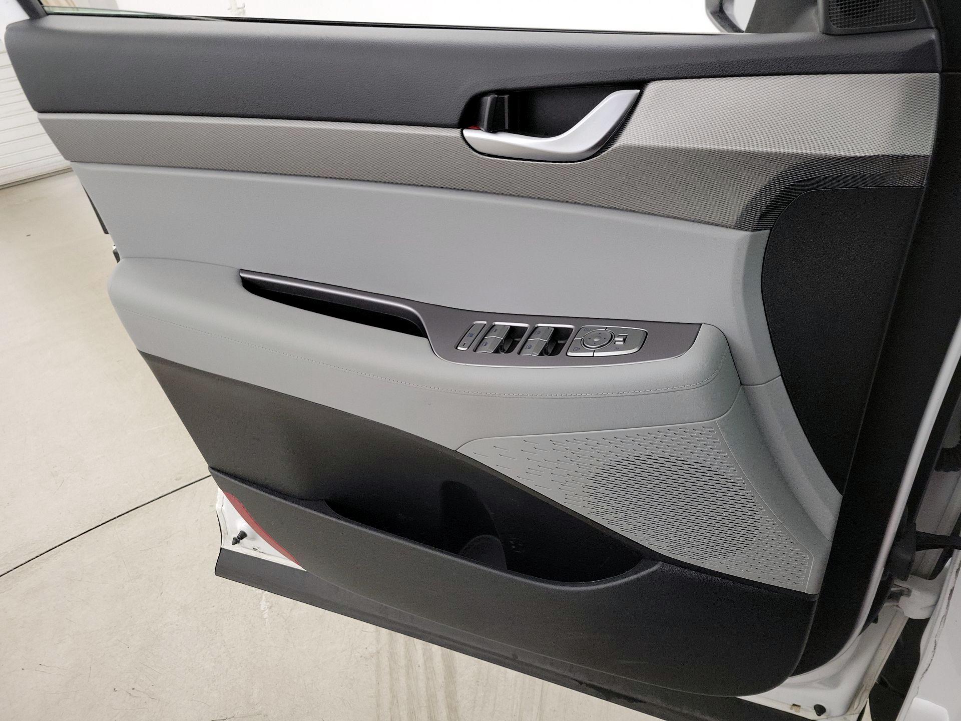 Thumbnail: 2022 Hyundai Palisade - 12