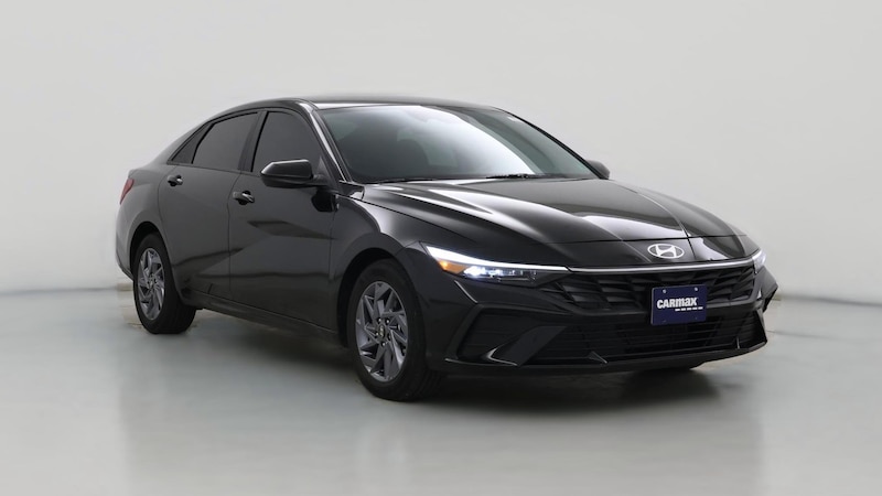 2024 Hyundai Elantra SEL Hero Image