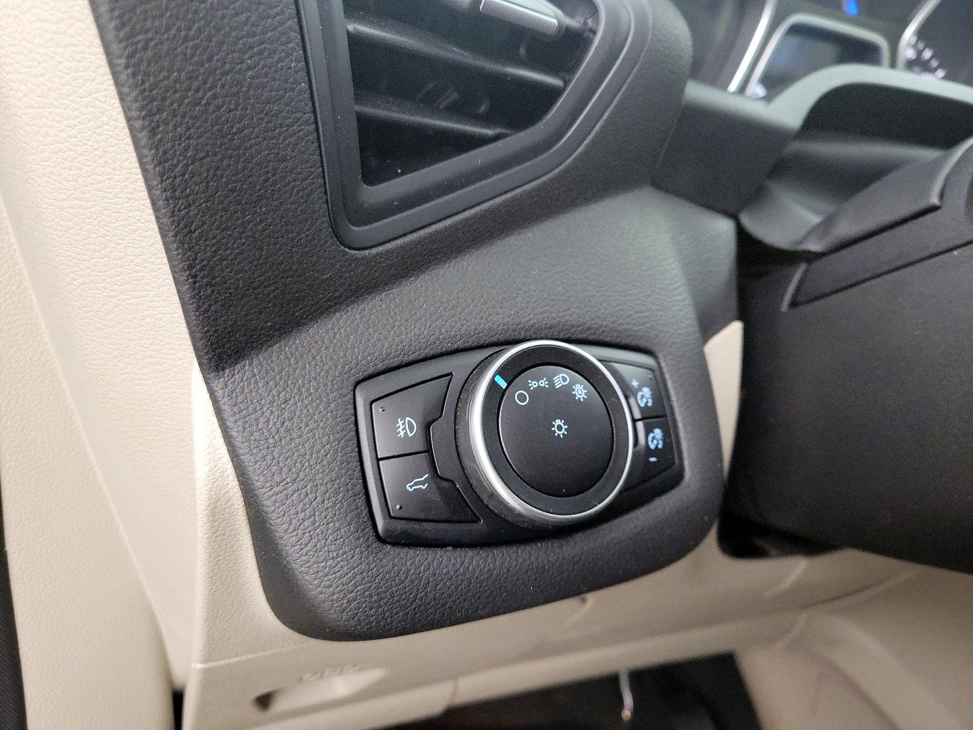 Thumbnail: 2017 Ford Escape - 13