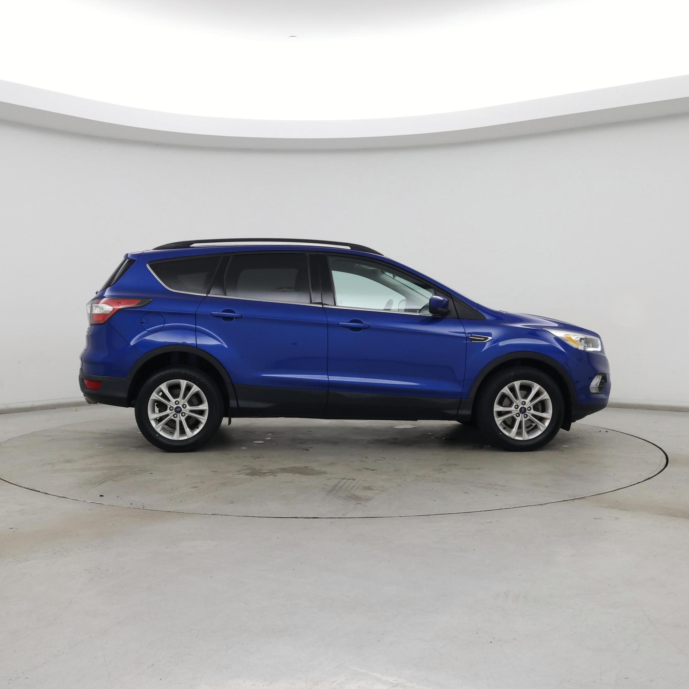 Thumbnail: 2017 Ford Escape - 7