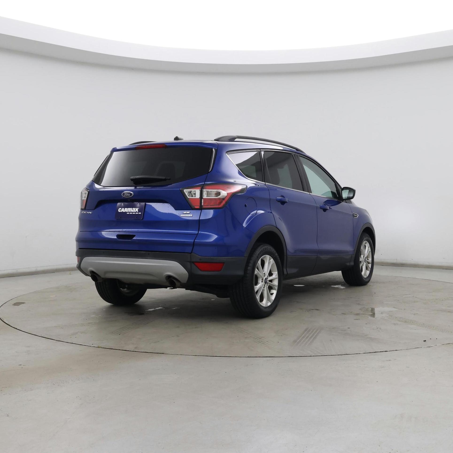 Thumbnail: 2017 Ford Escape - 8