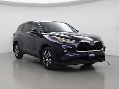 2020 Toyota Highlander XLE -
                Urbandale, IA