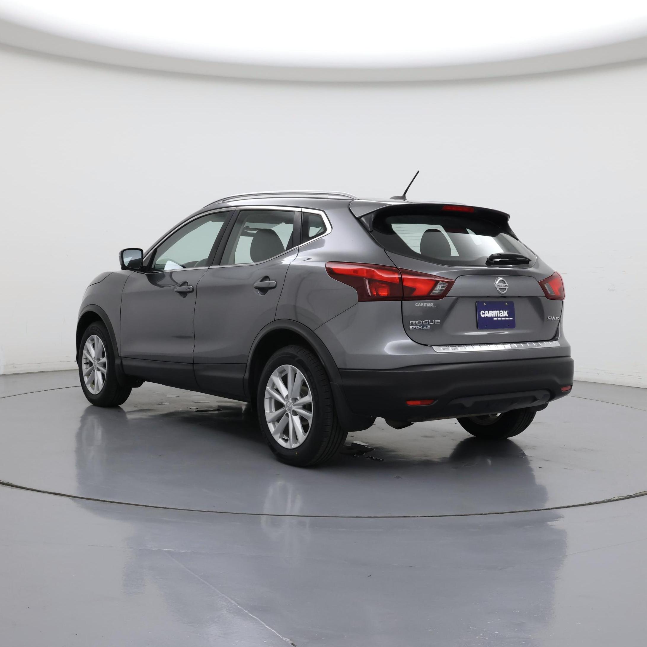 Thumbnail: 2017 Nissan Rogue Sport - 2