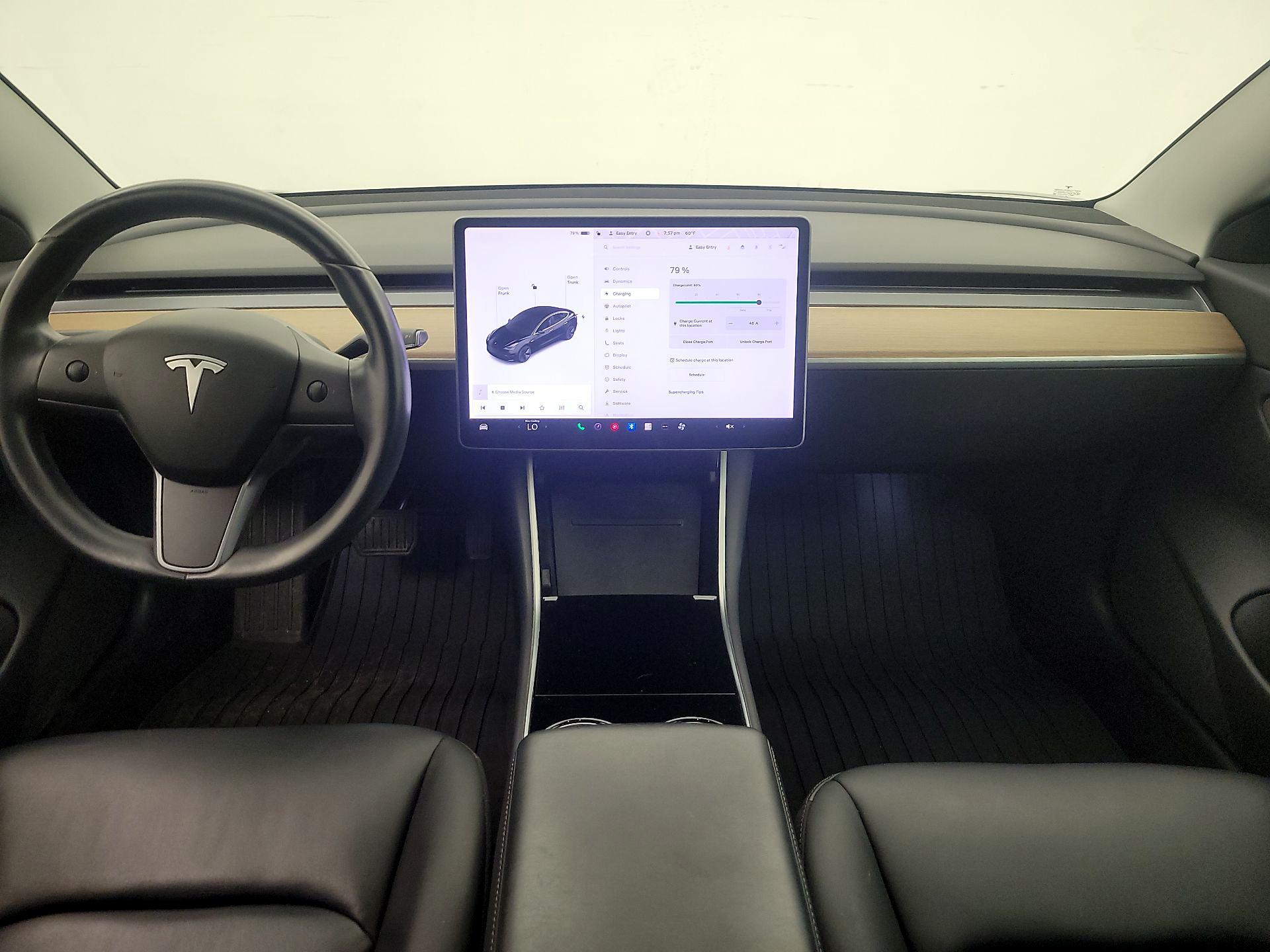 Thumbnail: 2018 Tesla Model 3 - 9
