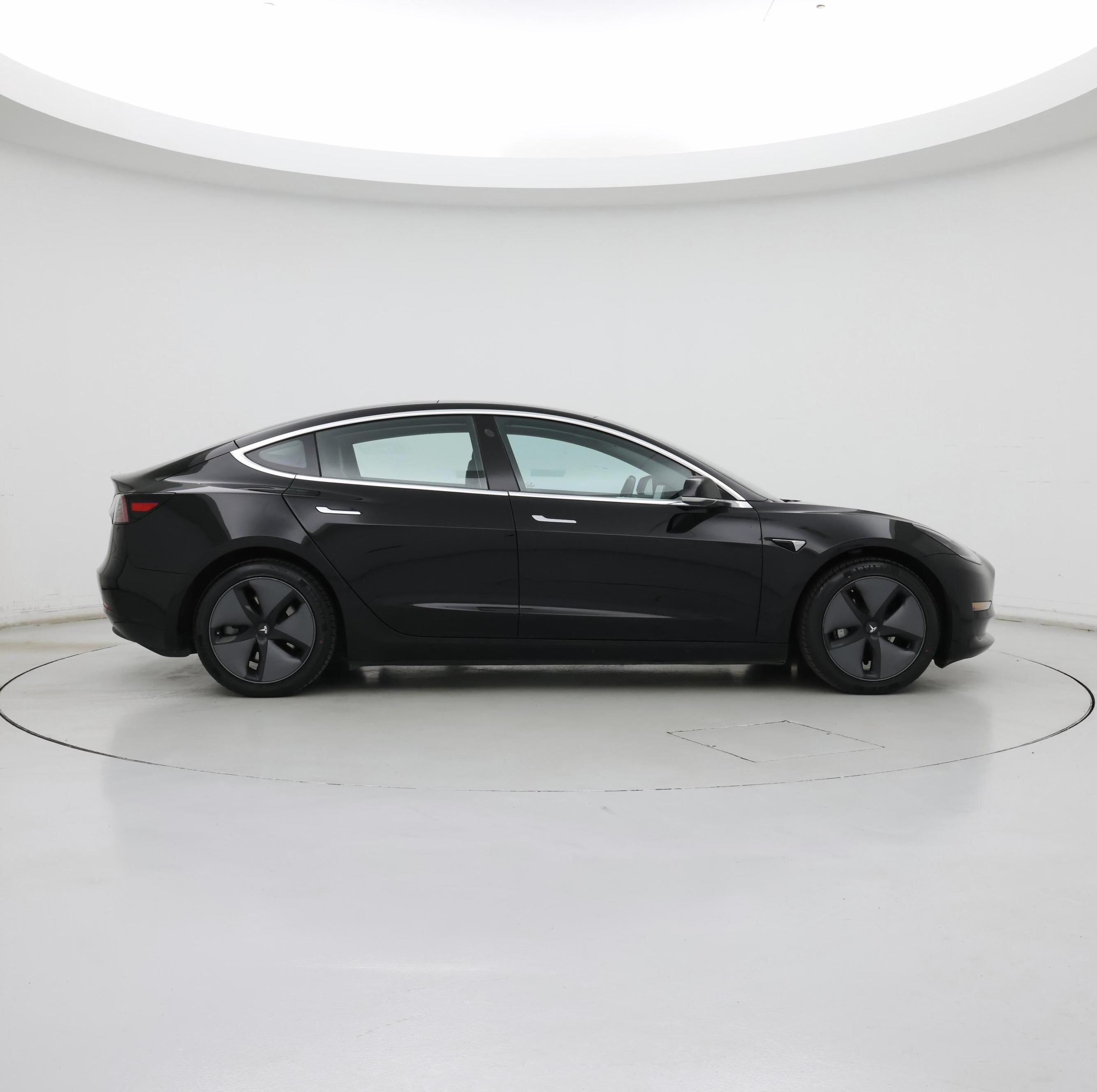 Thumbnail: 2018 Tesla Model 3 - 7